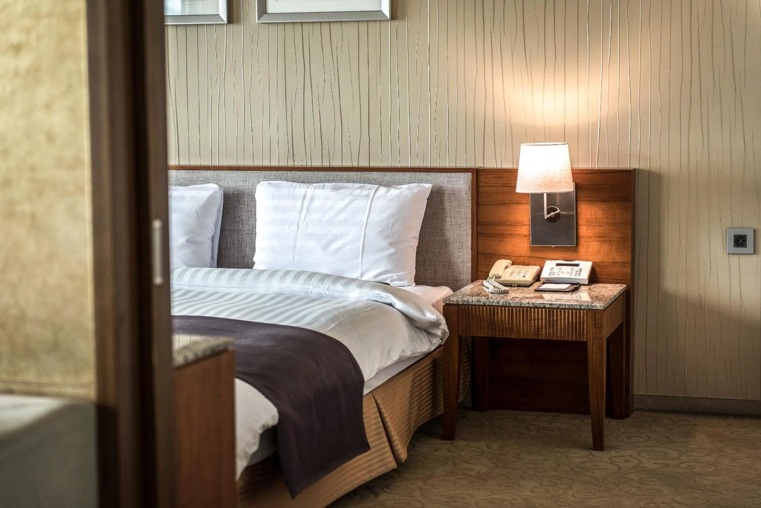 Bed in Shangria Beach Tourist Hotel