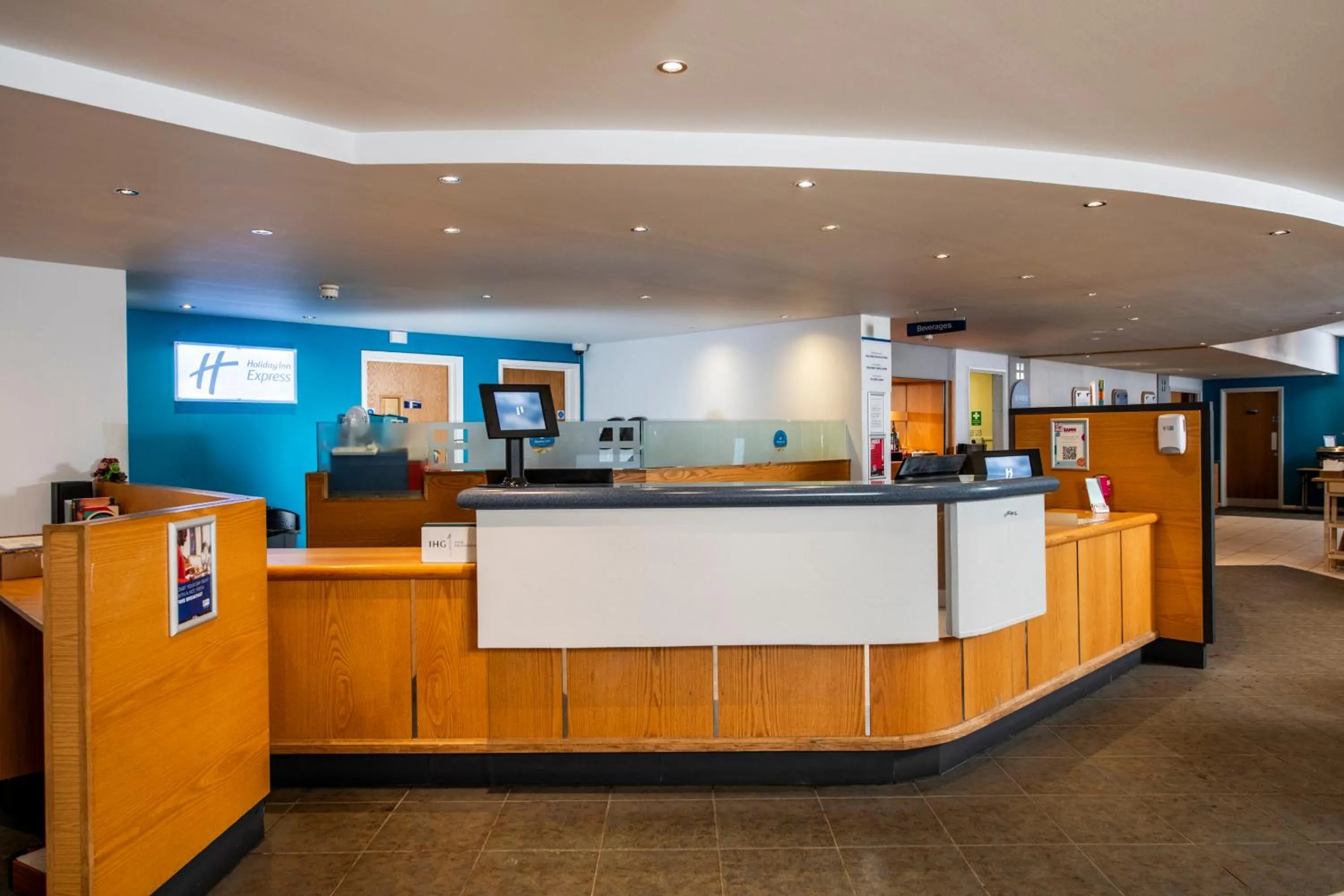Lobby or reception in Holiday Inn Express Inverness by IHG