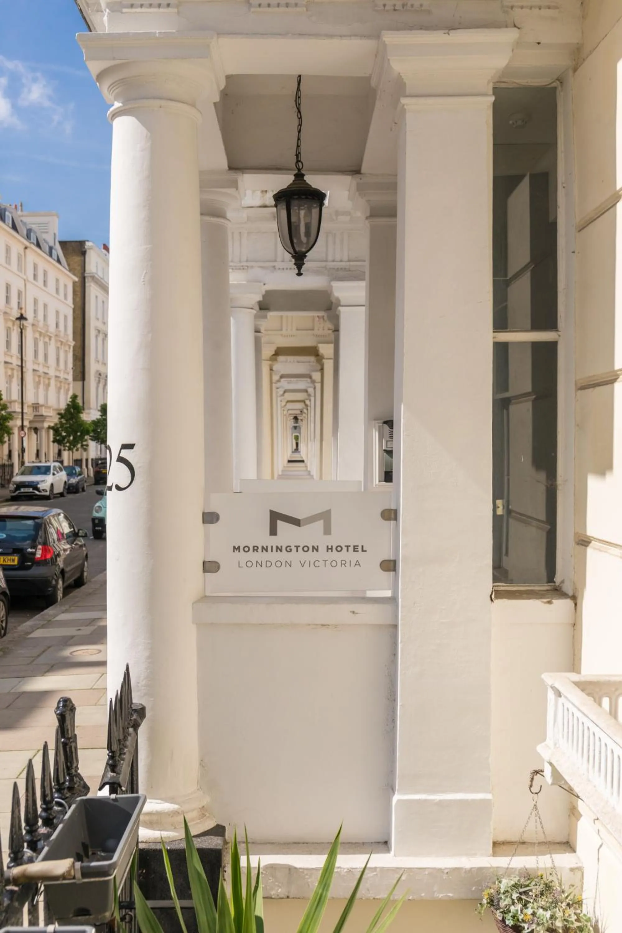 Property building in Mornington Hotel London Victoria