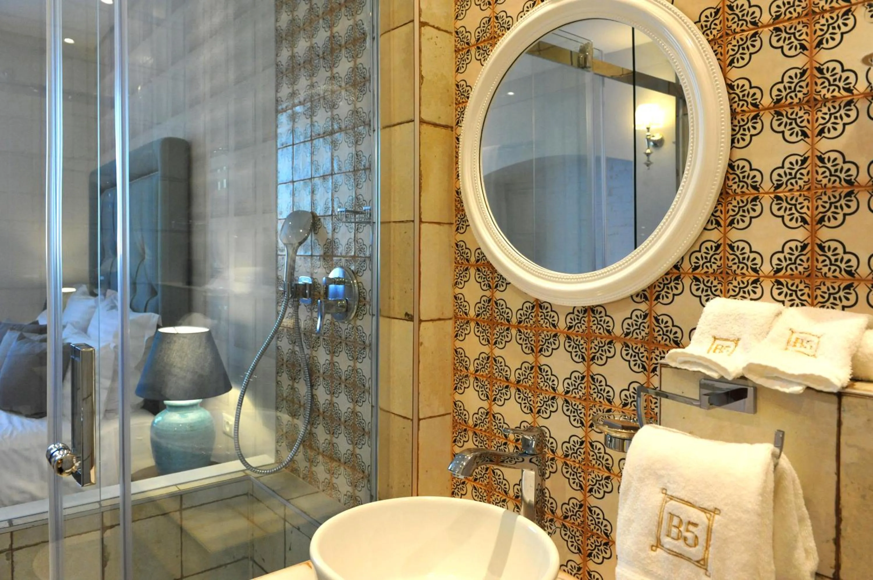 Bathroom in Bajamonti 5 Luxury Rooms