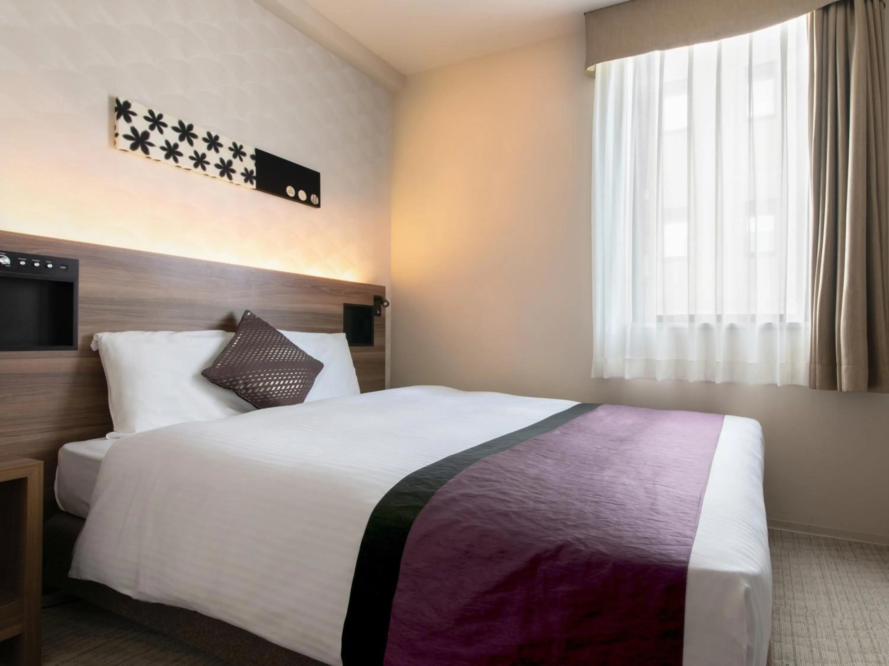 Photo of the whole room, Bed in Hotel Vista Nagoya Nishiki