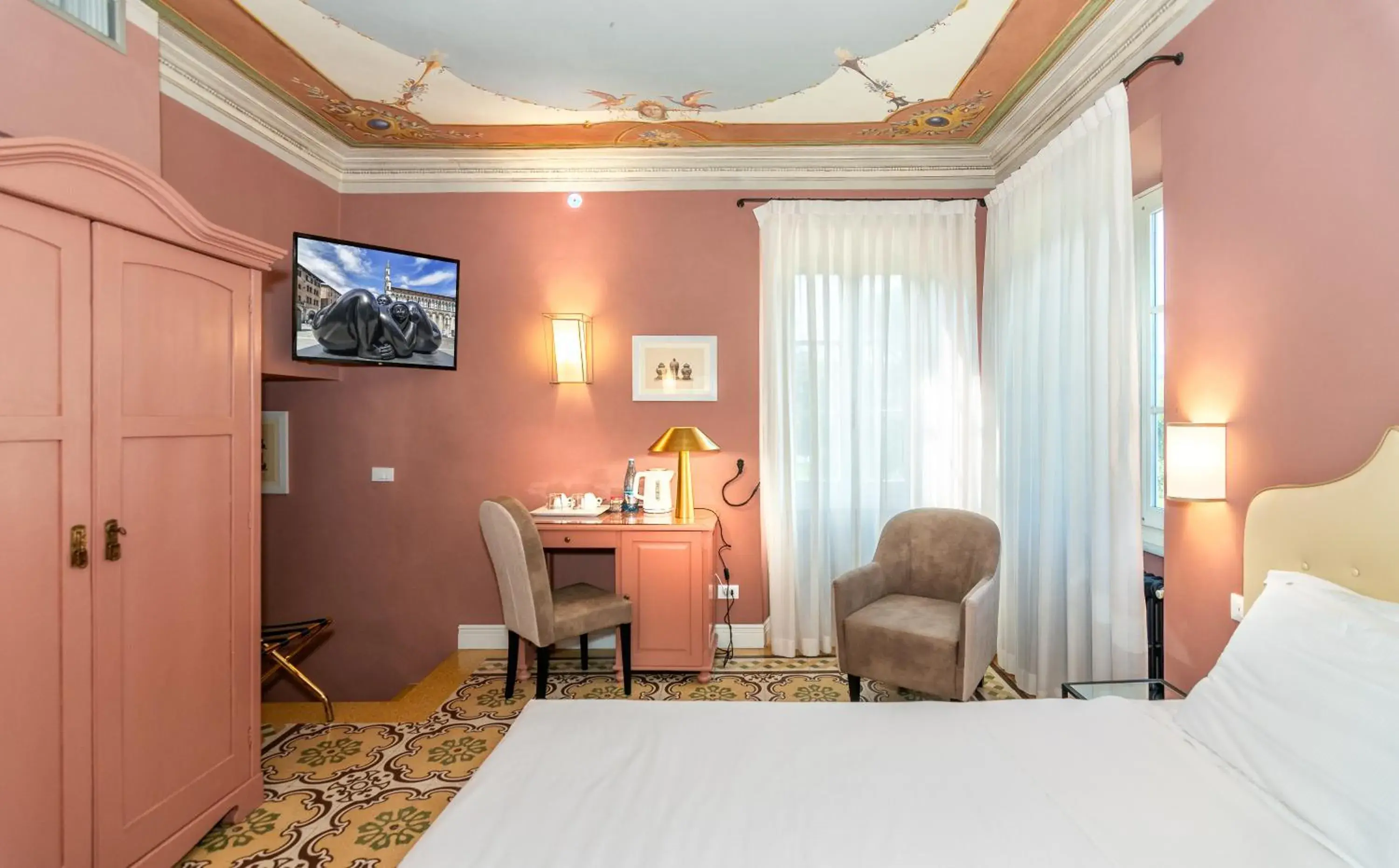 Deluxe Double Room in Hotel Albergo Villa Marta Deluxe Double Room in Hotel Albergo Villa Marta