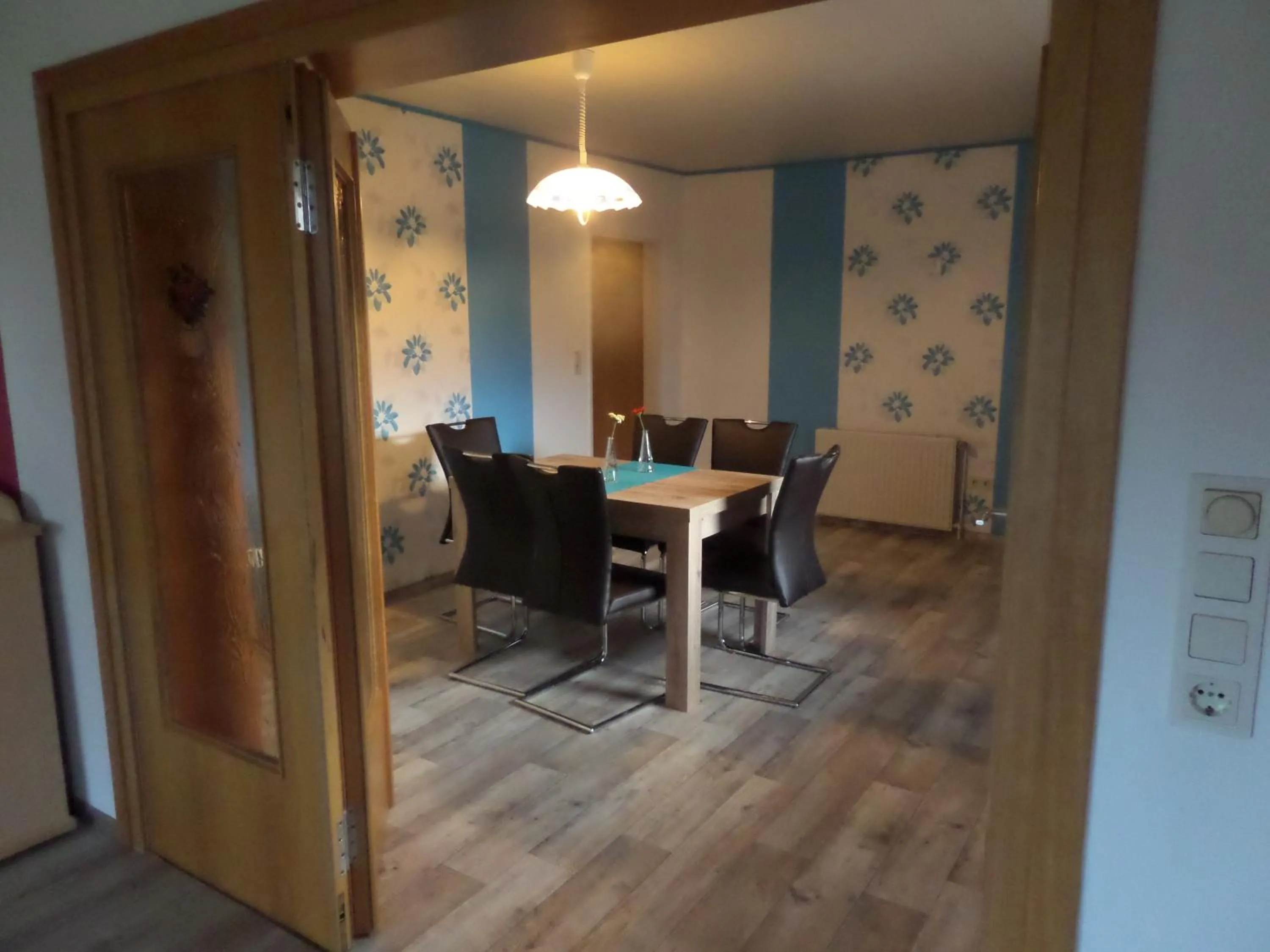 Dining area in Ferienwohnung Baumann