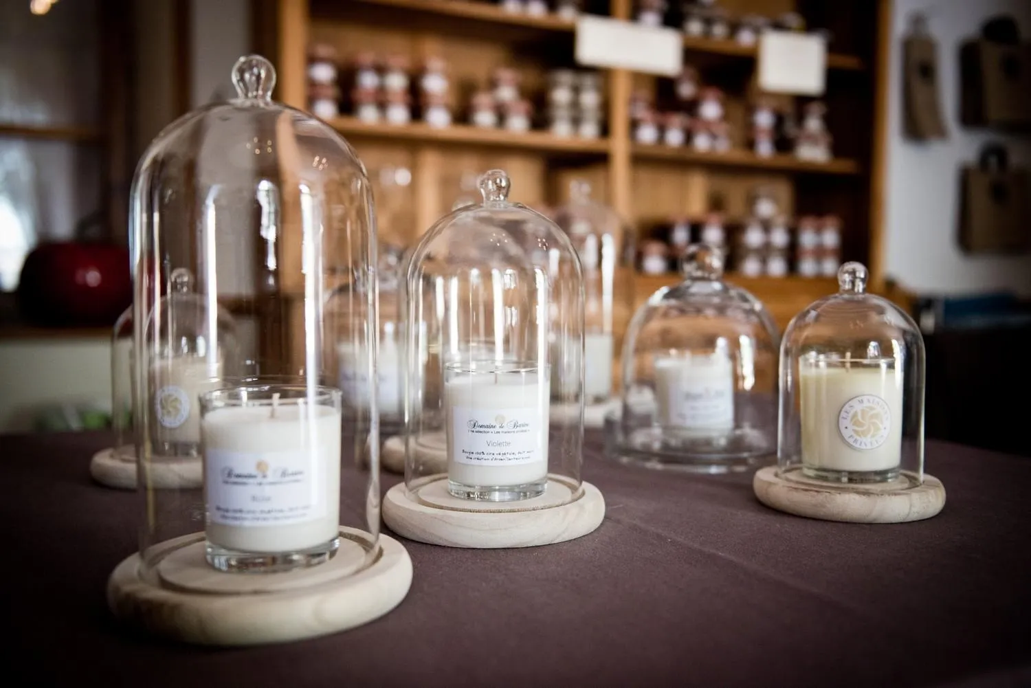 On-site shops in Domaine De Barive