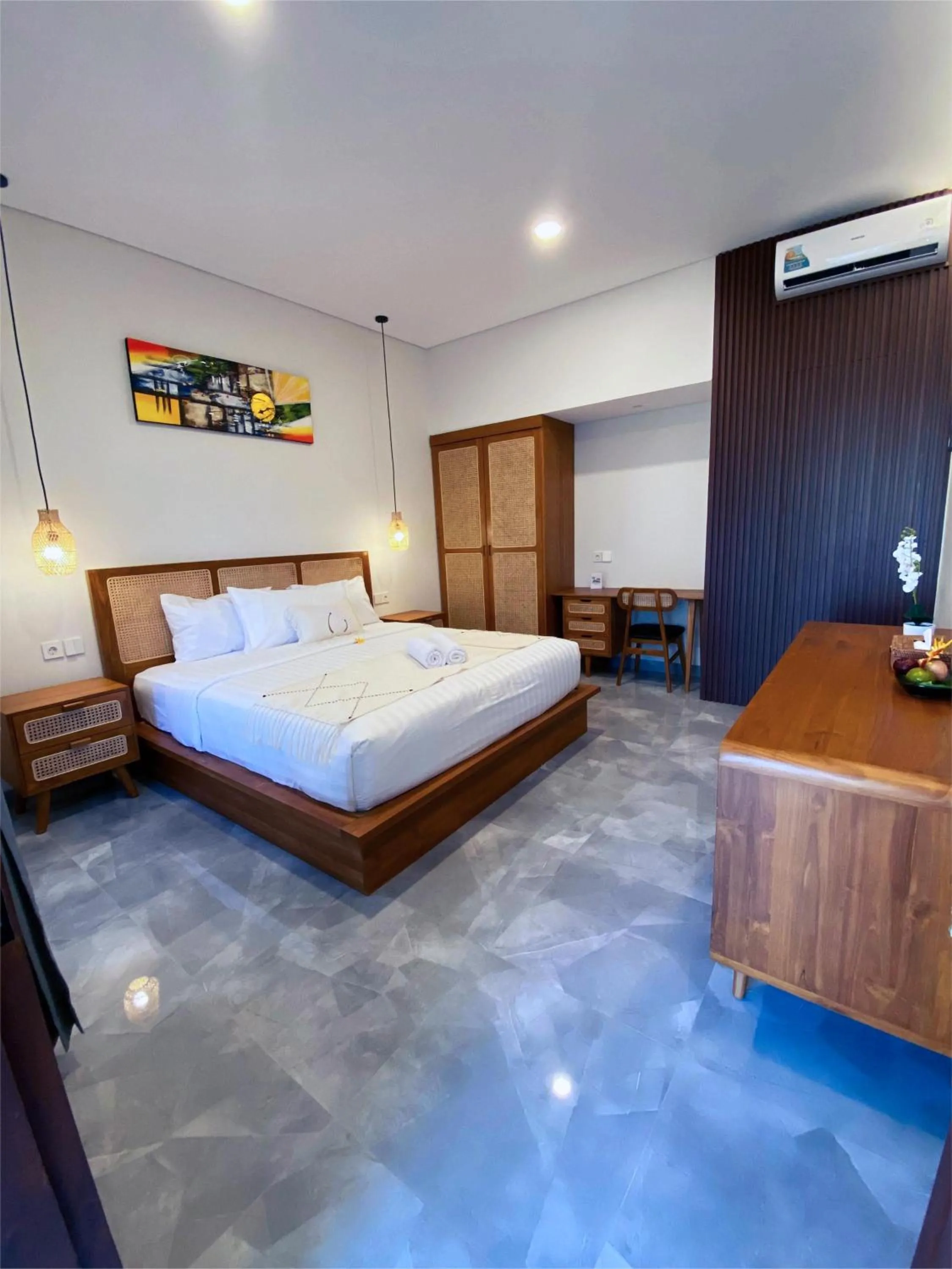 Property building, Bed in D'padang