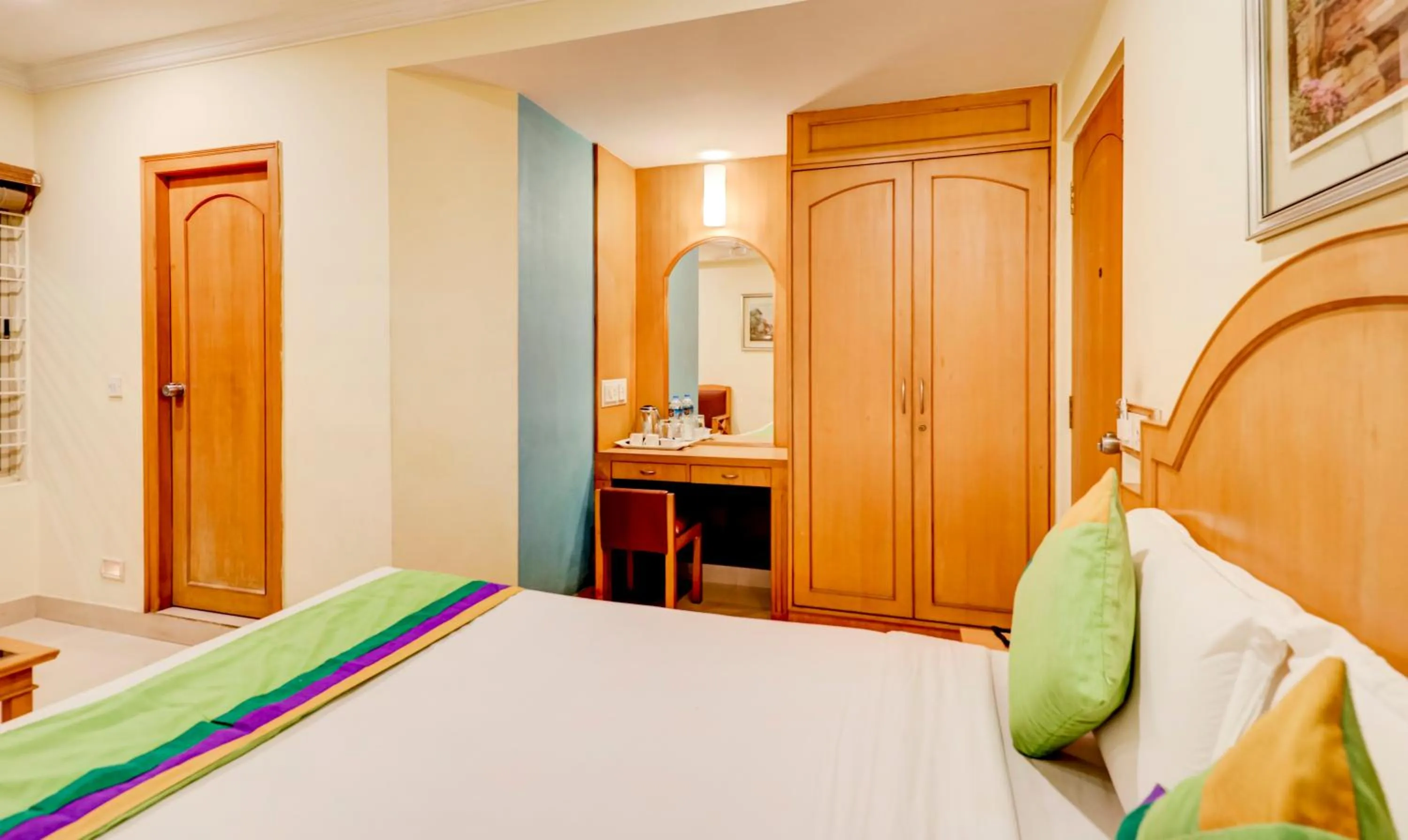 Bedroom, Bed in Treebo Terminus, Koramangala 5th Block