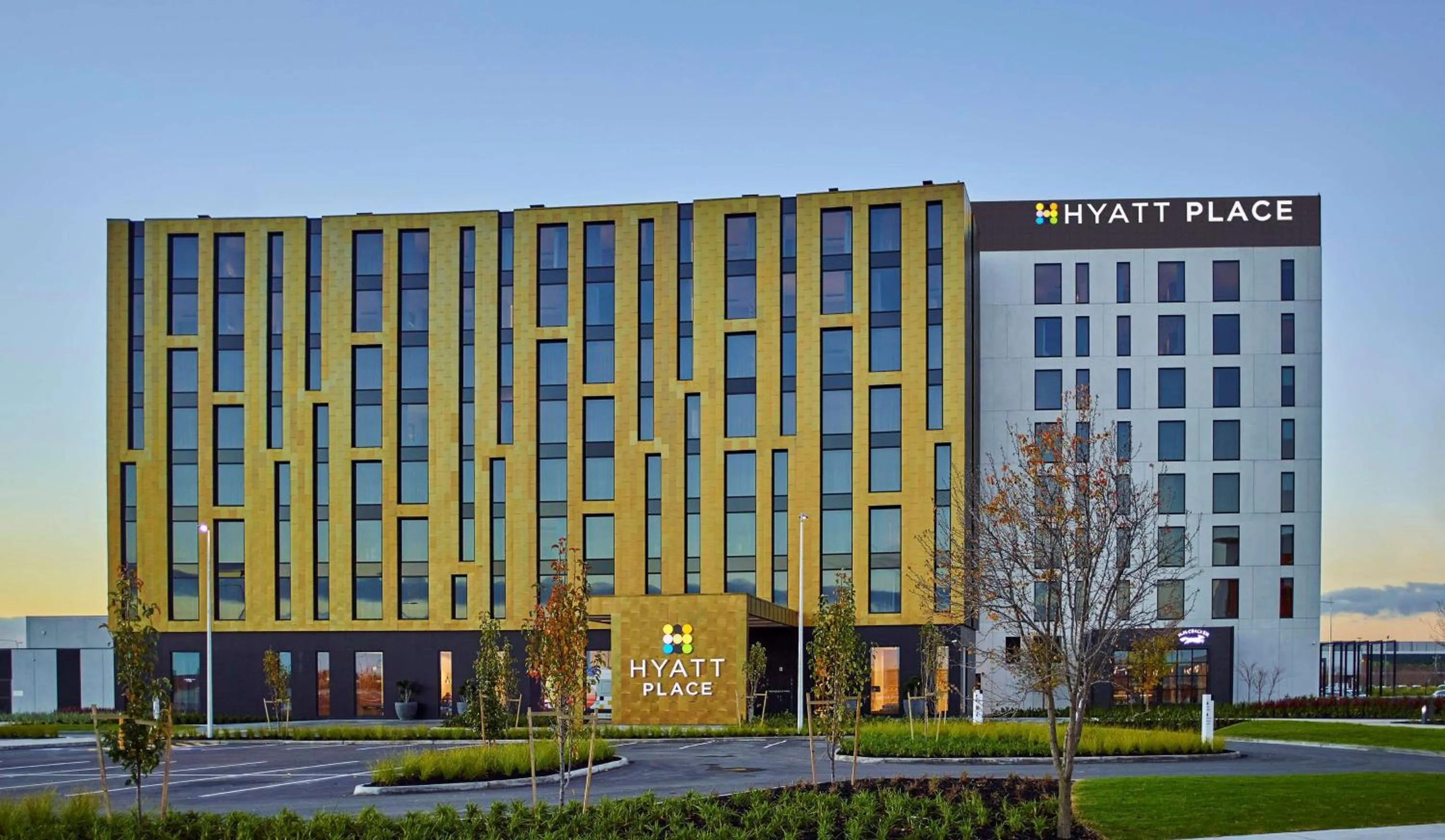 Property building in Hyatt Place Melbourne Essendon Fields