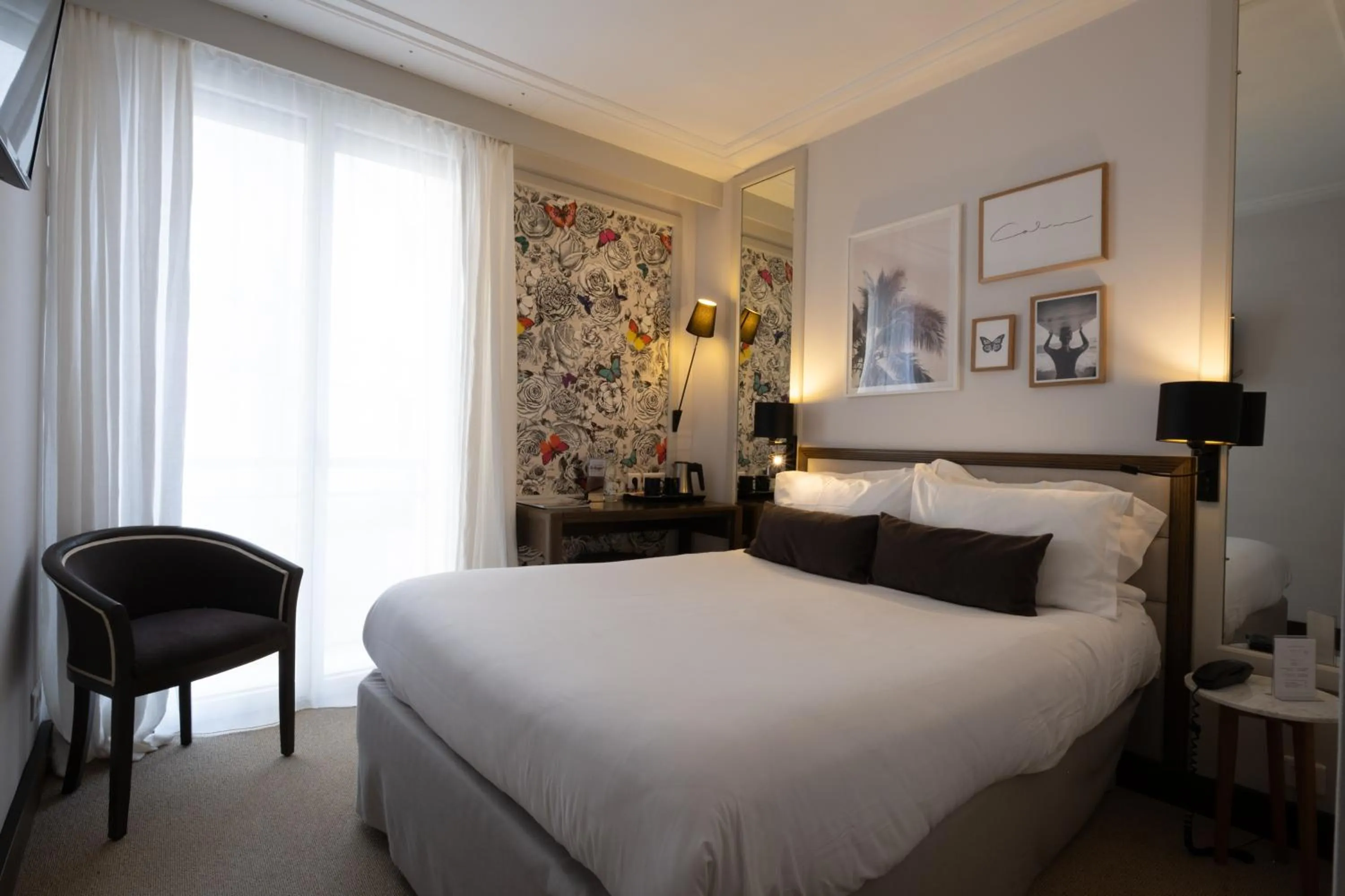 Bed in Hotel & Spa Les Roches Noires