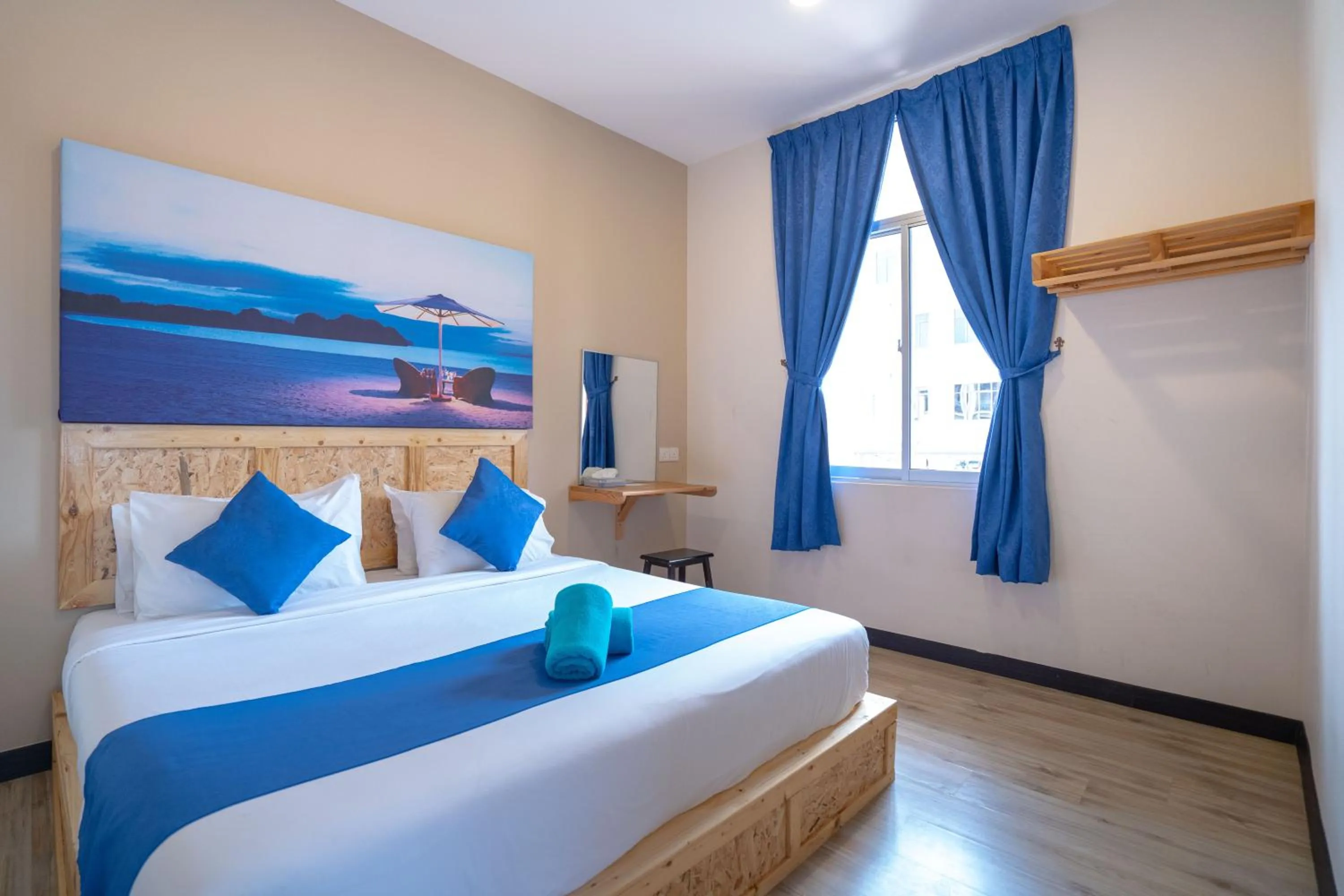 Bed in Paretto Seaview Hotel