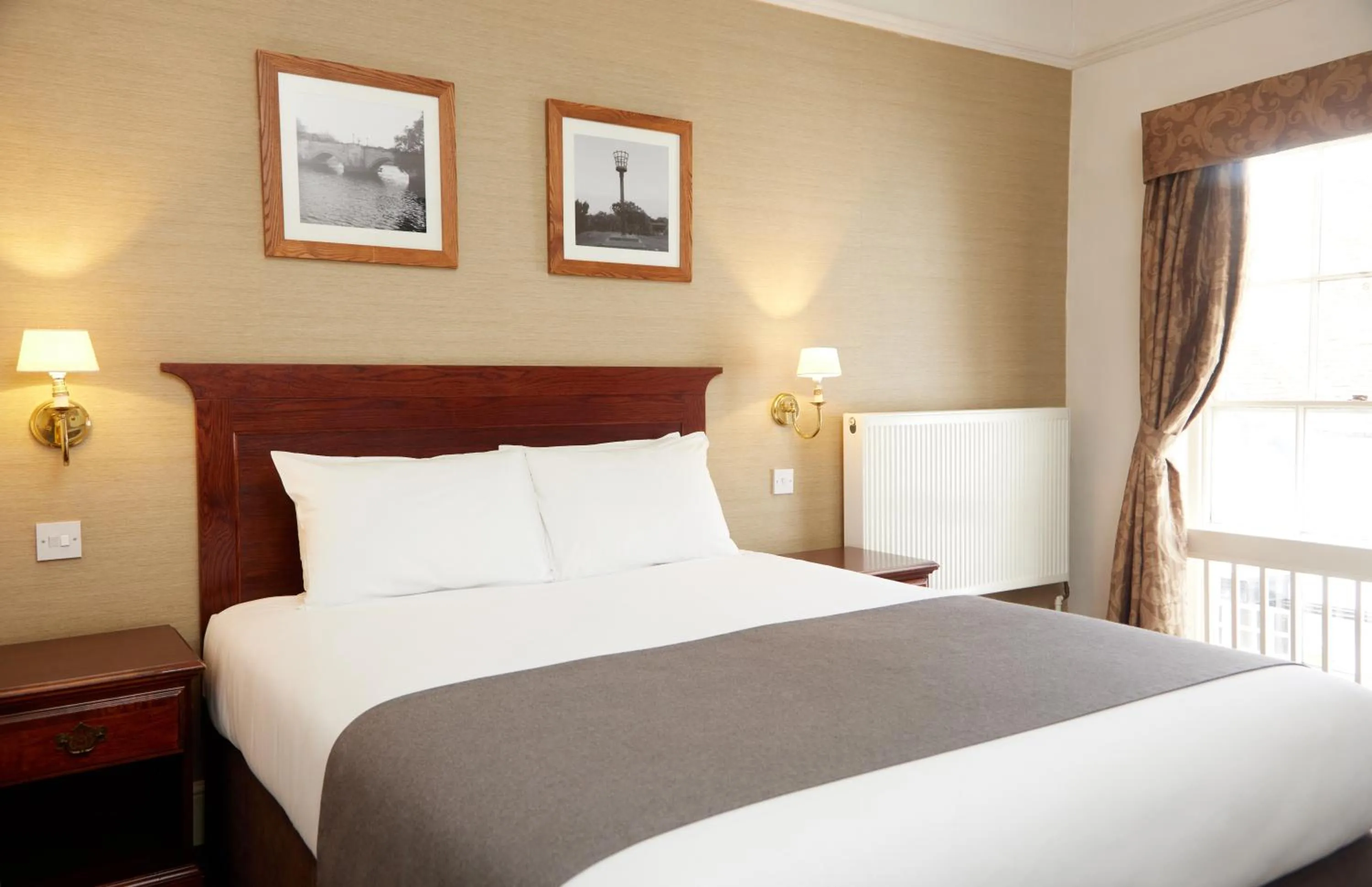 Bedroom, Bed in George Hotel by Greene King Inns