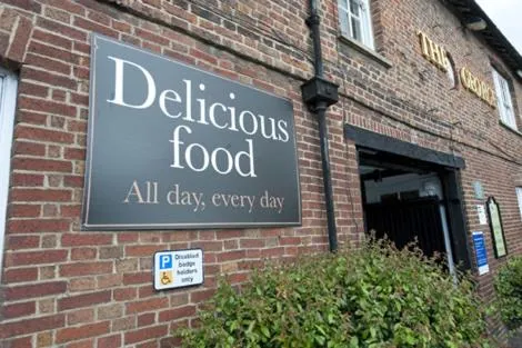 Facade/entrance in George Hotel by Greene King Inns