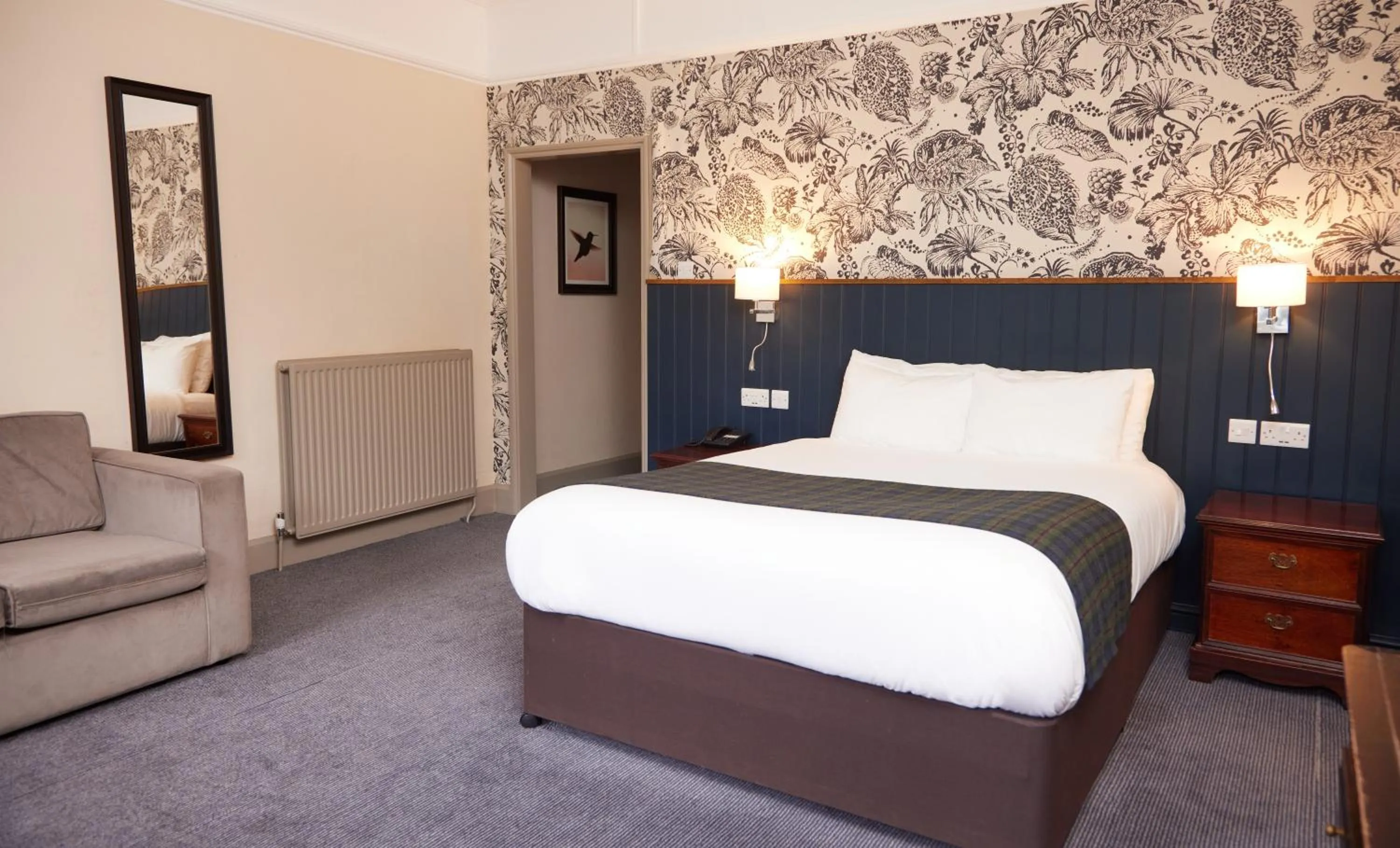 Bedroom, Bed in Swan Hotel by Greene King Inns