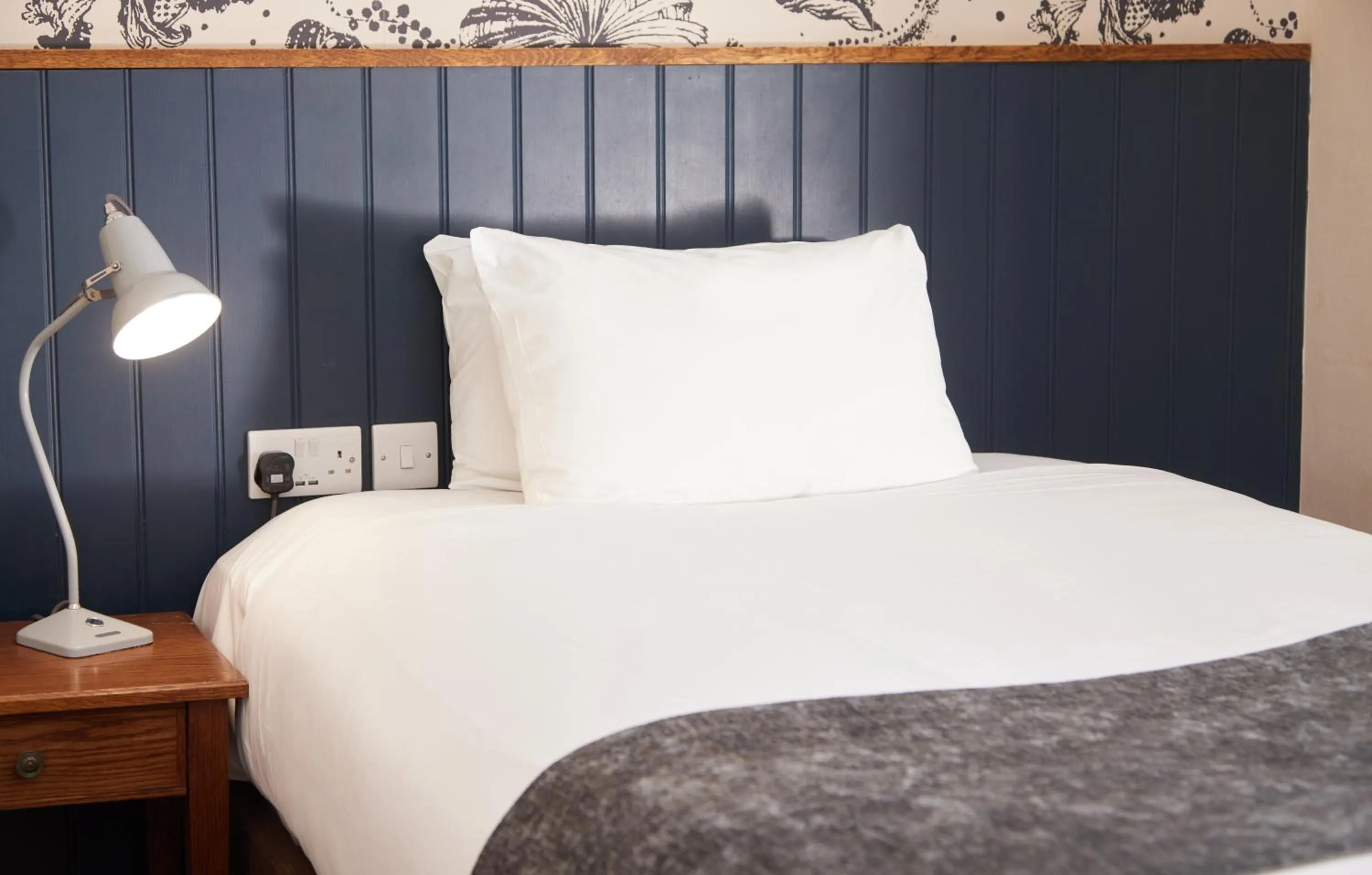 Bedroom, Bed in Swan Hotel by Greene King Inns