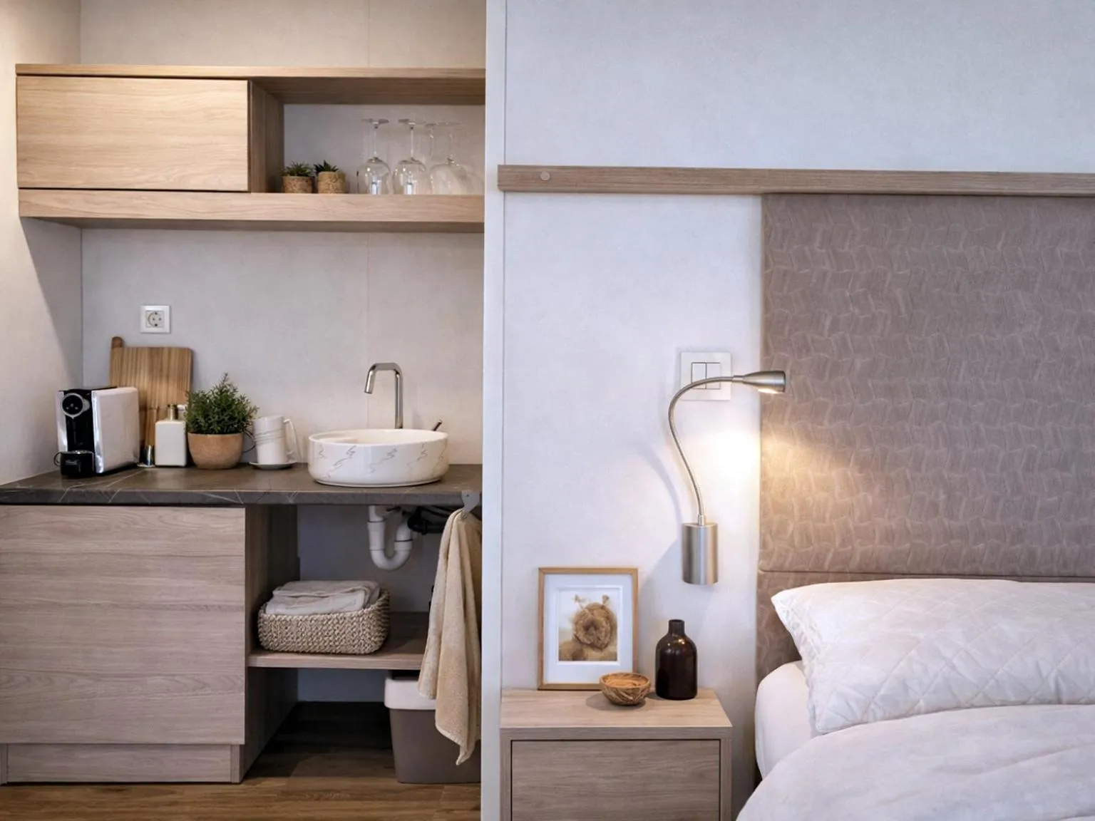 Kitchen or kitchenette, Bed in Boutique Mobile Homes UlikaRovinj