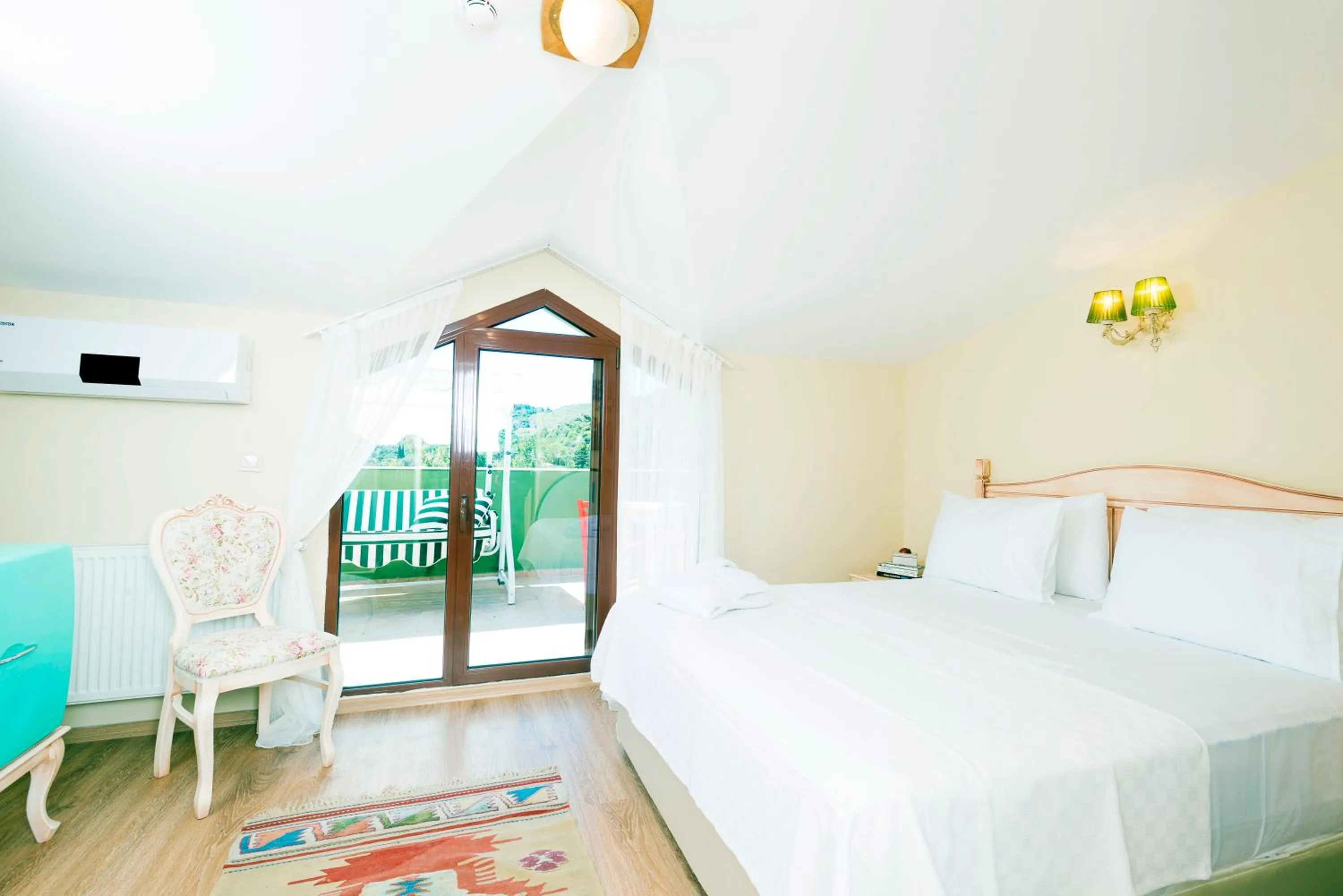 View (from property/room), Bed in Belizi Hotel