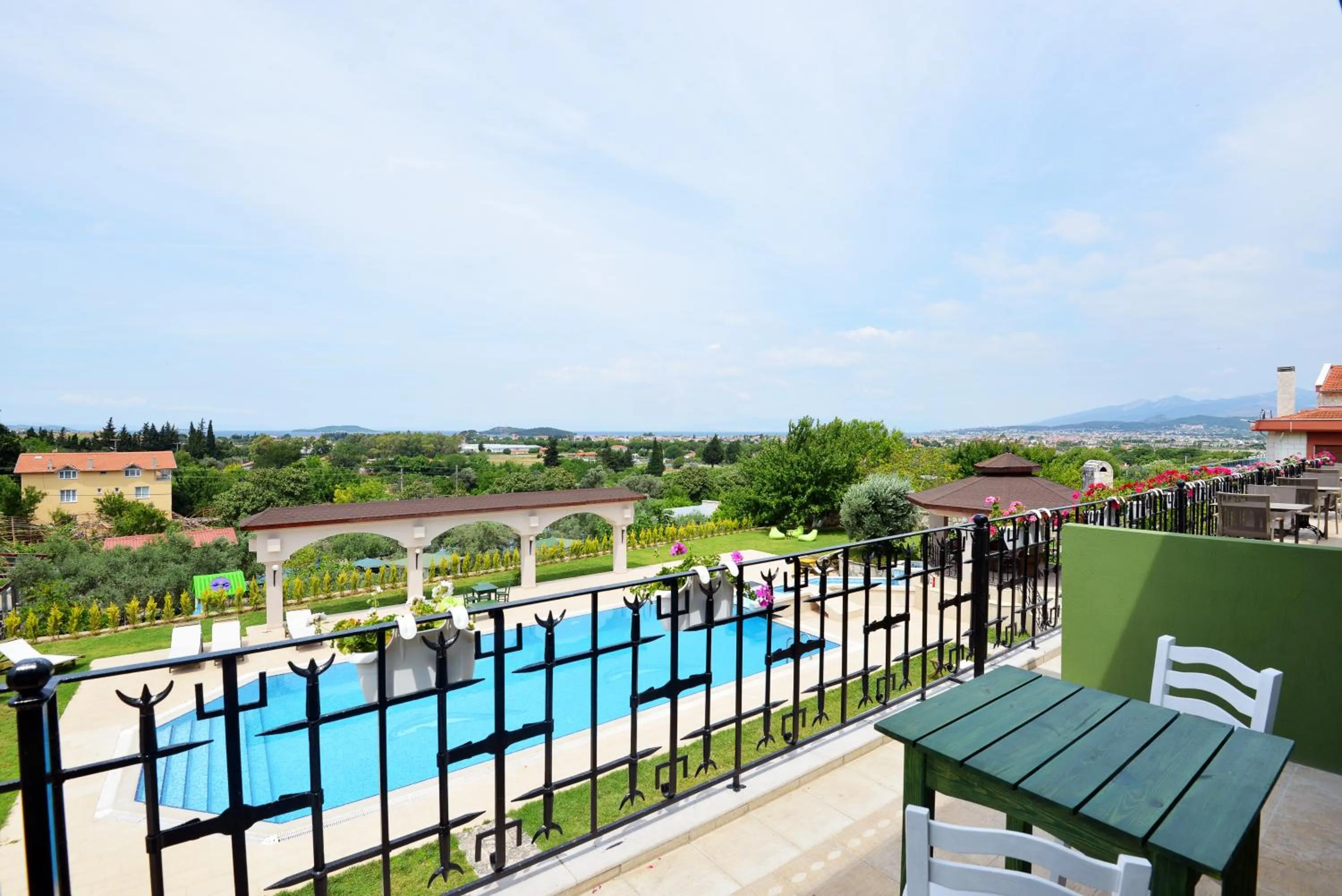 Balcony/Terrace in Belizi Hotel