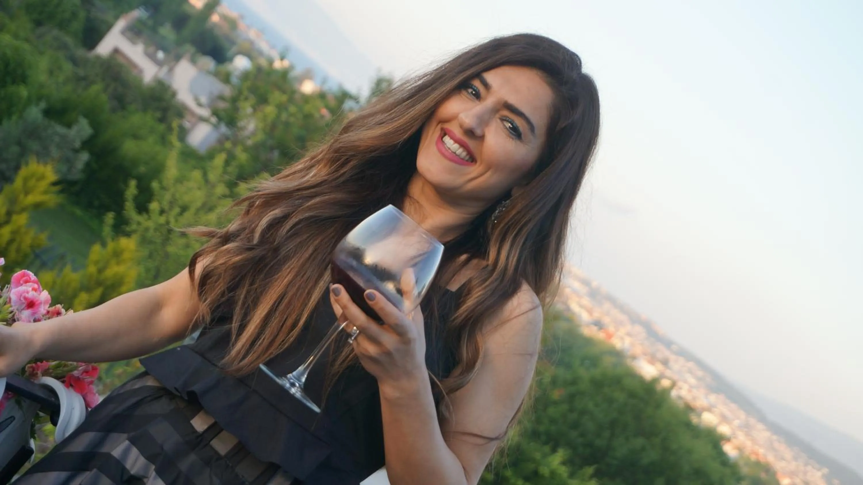 Restaurant/places to eat in Belizi Hotel