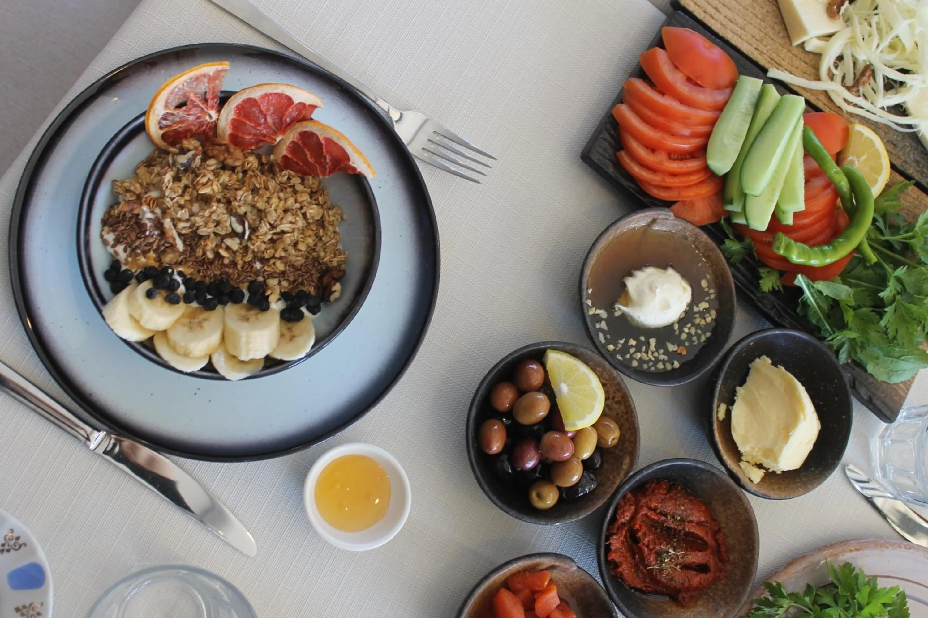 Food and drinks in Belizi Hotel