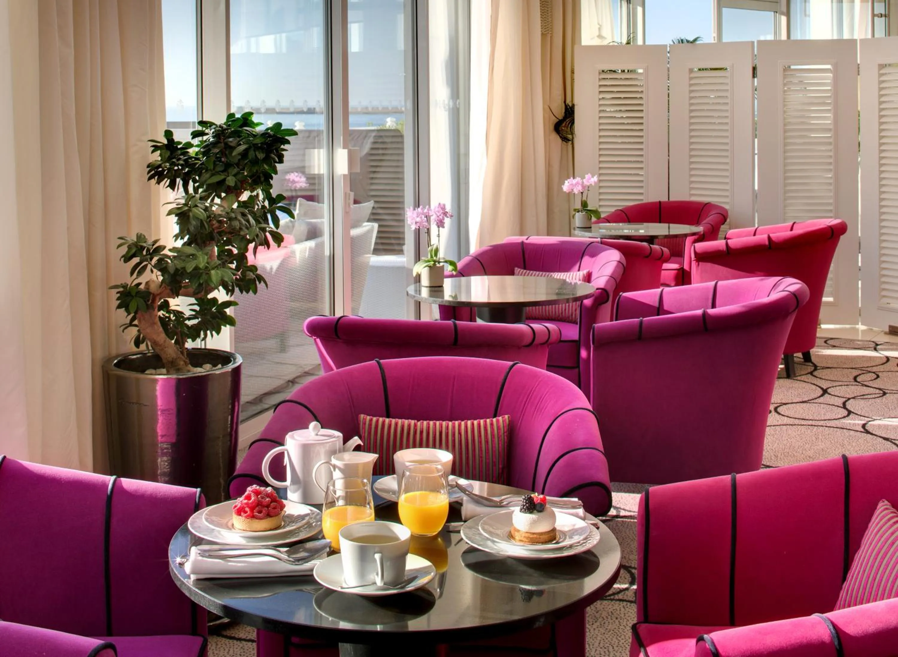 Living room in Grand Hôtel Thalasso & Spa