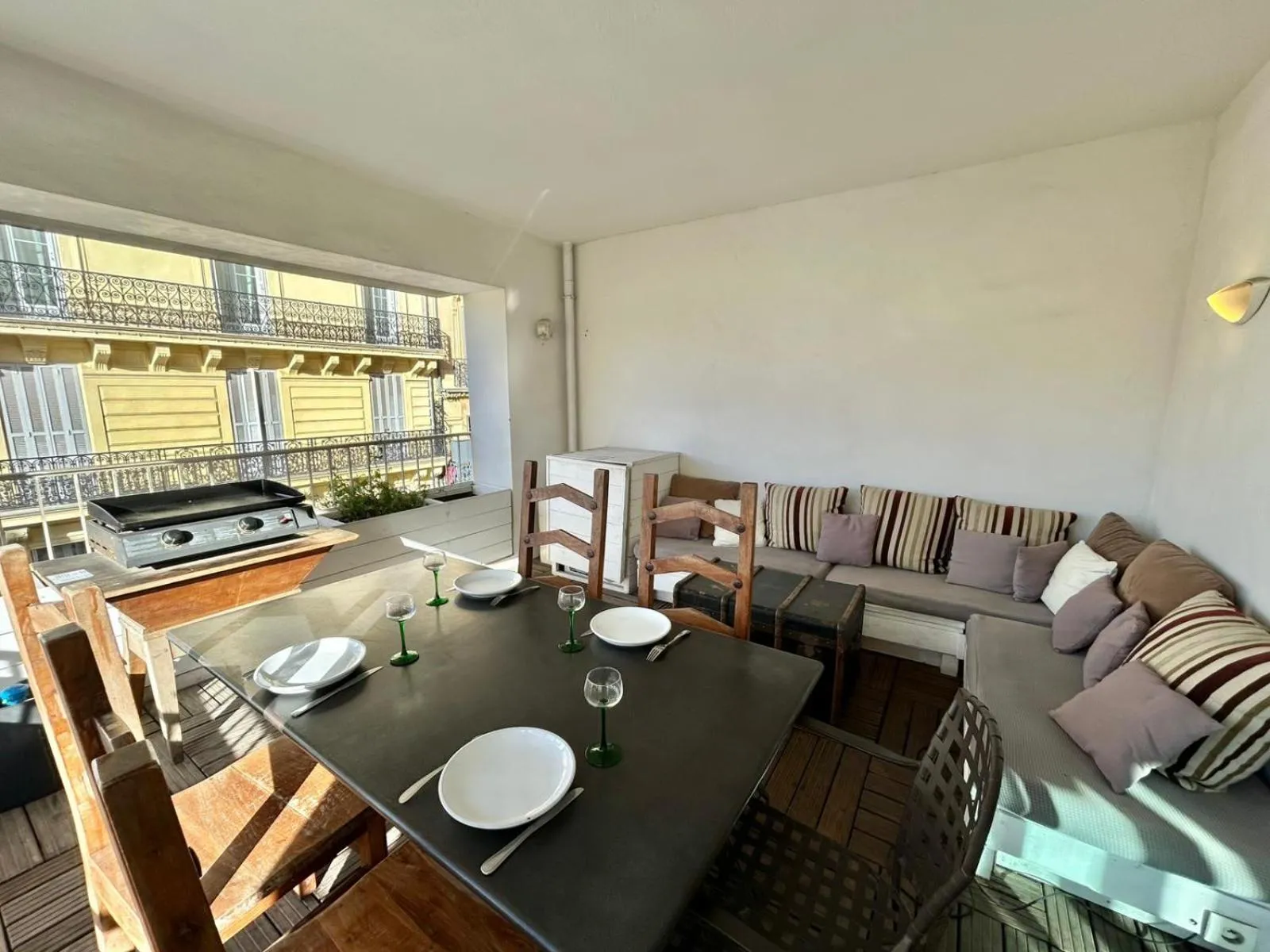 Patio in Le Phocéen Appartement Terrasse Plein centre