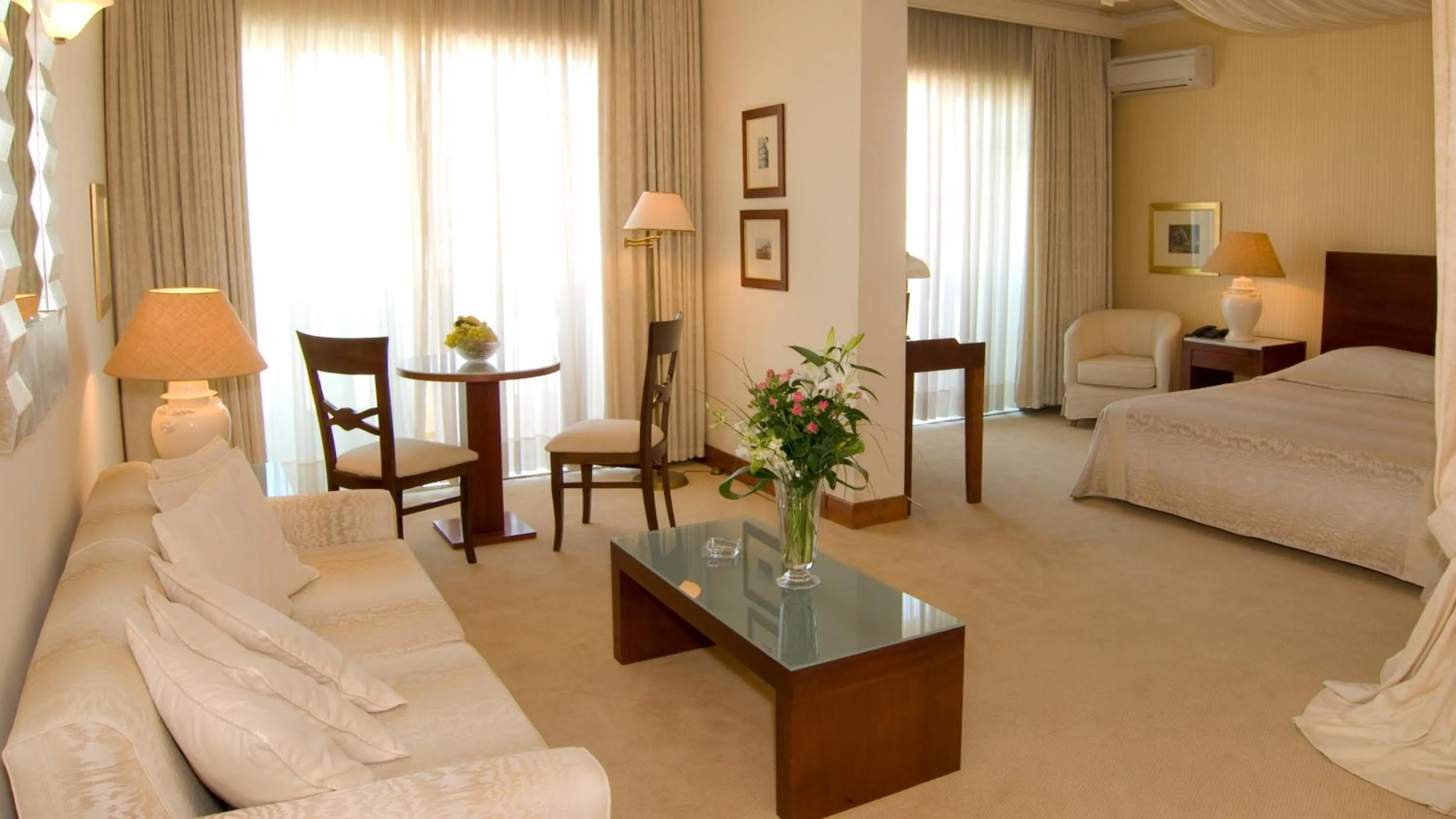 Photo of the whole room, Bed in Hotel Kierion