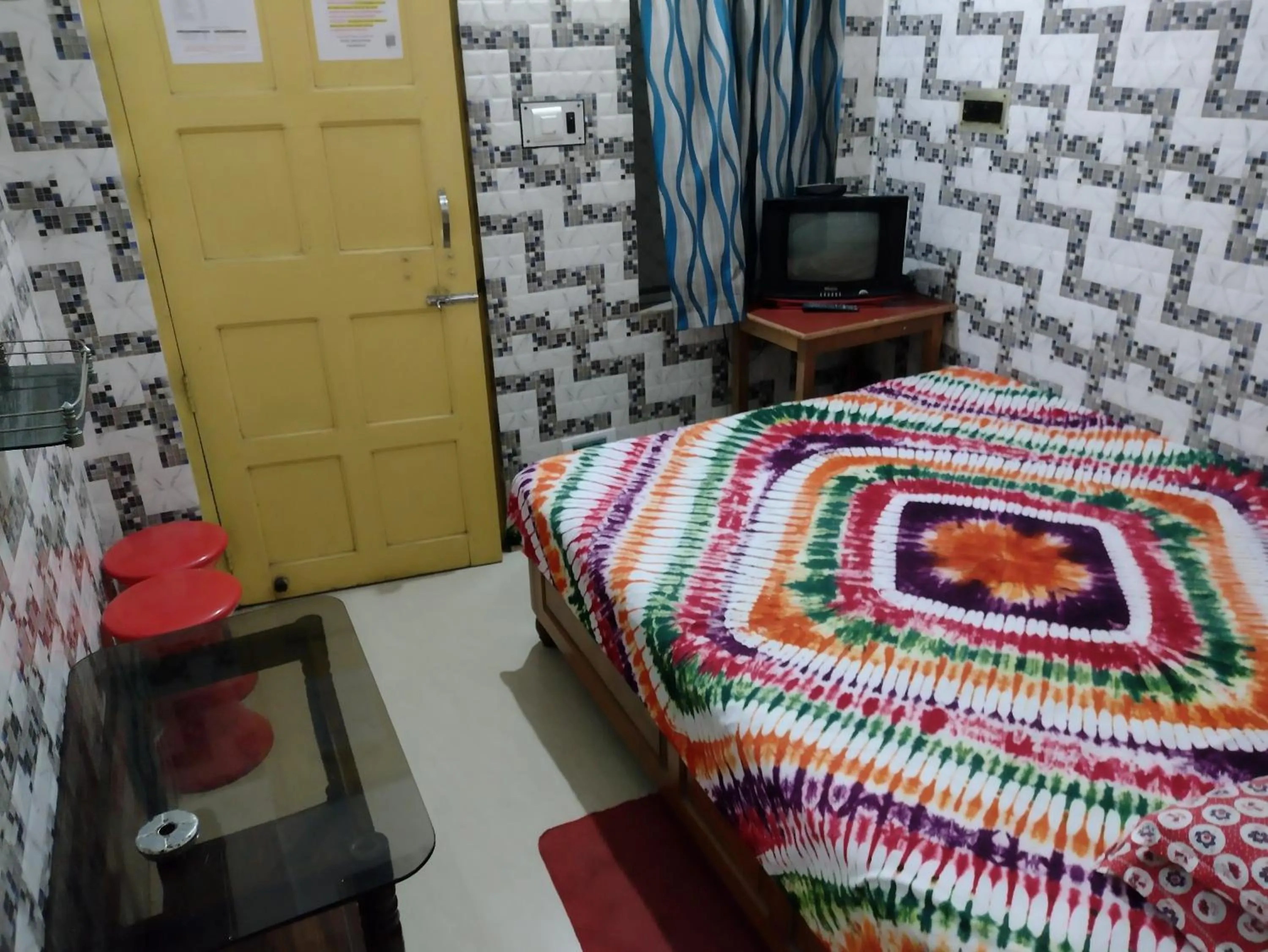 Bed in Jagannath Guest House