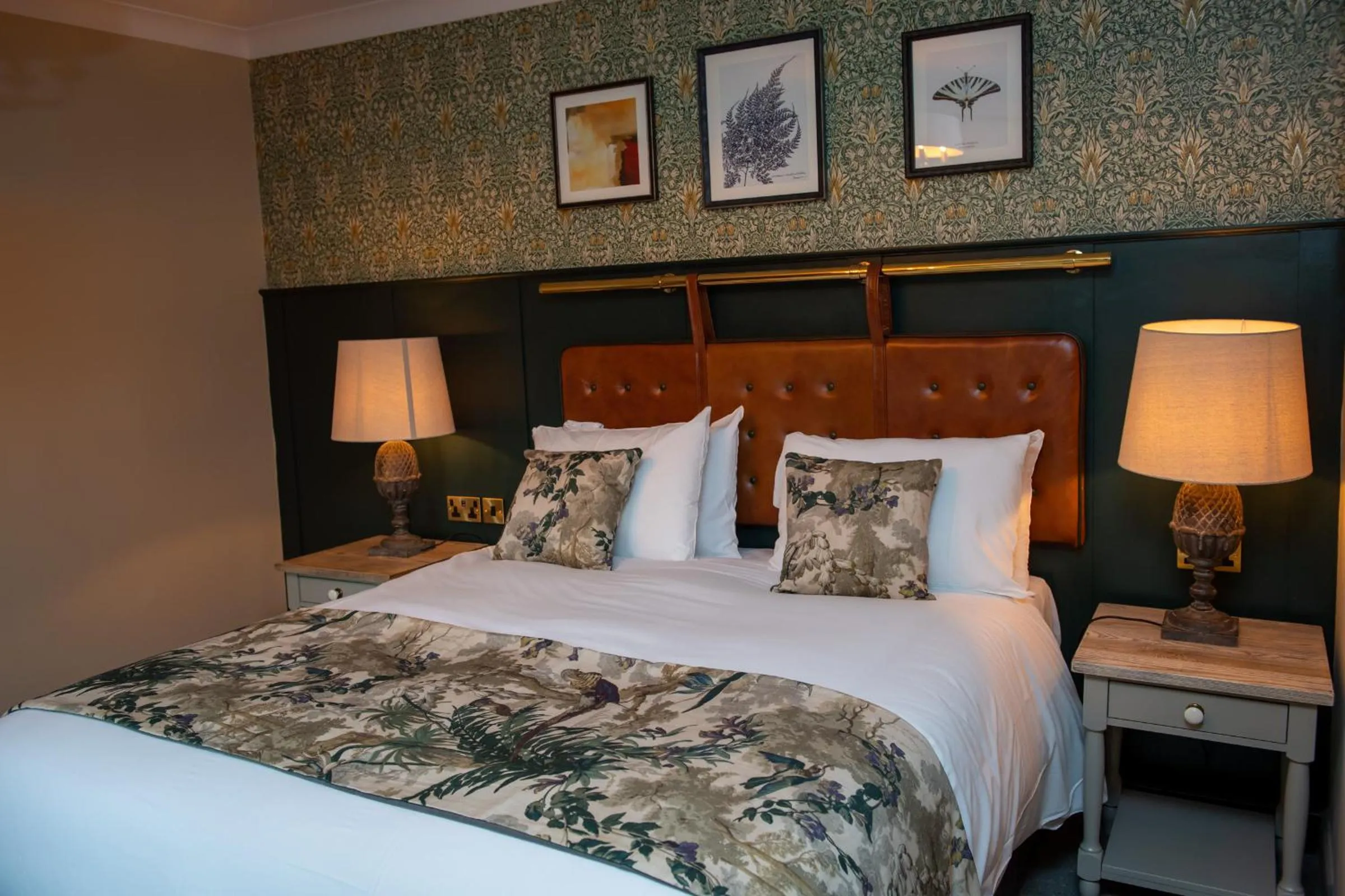 Bedroom, Bed in The Red Lion Inn by Chef & Brewer Collection