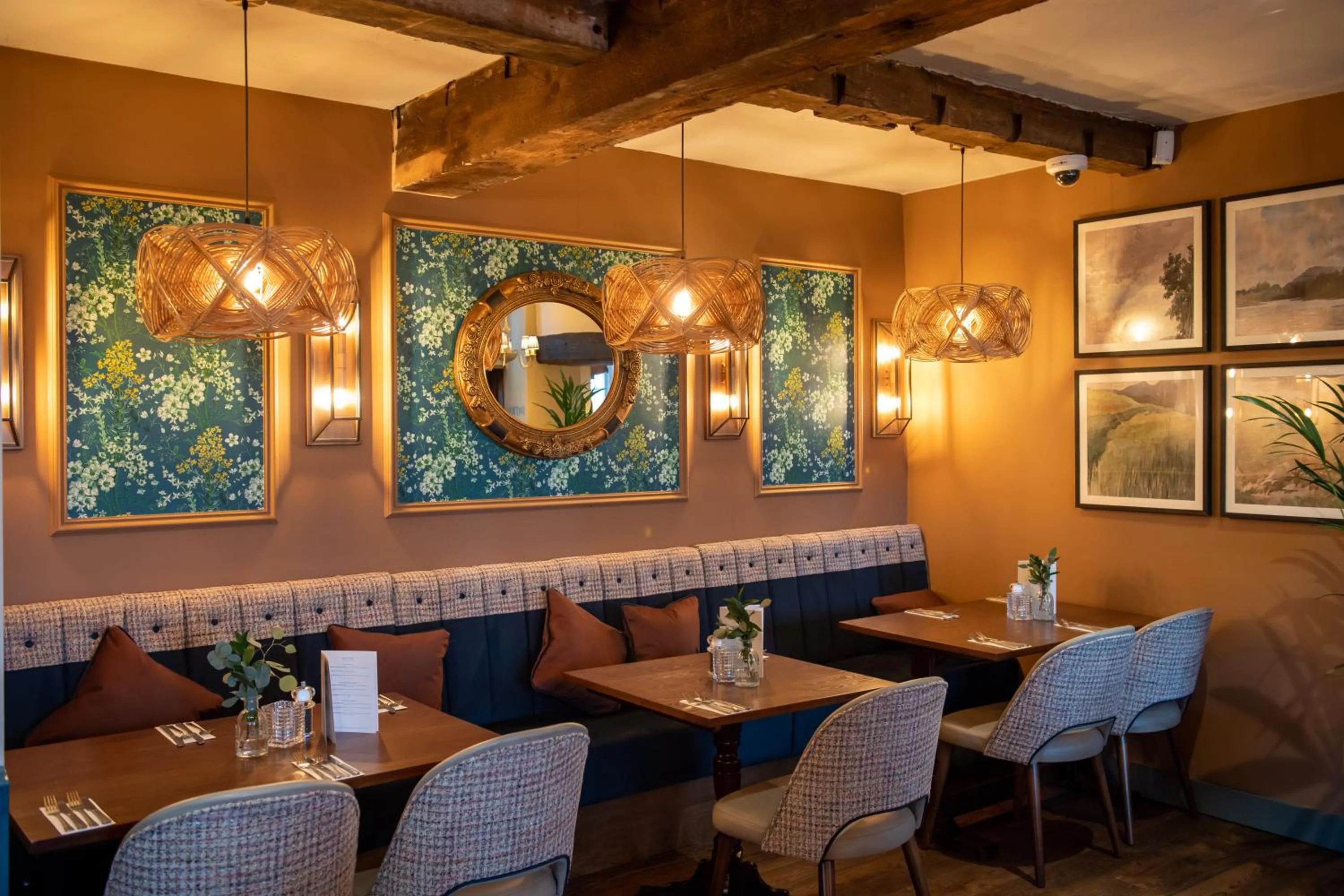 Restaurant/places to eat in The Red Lion Inn by Chef & Brewer Collection