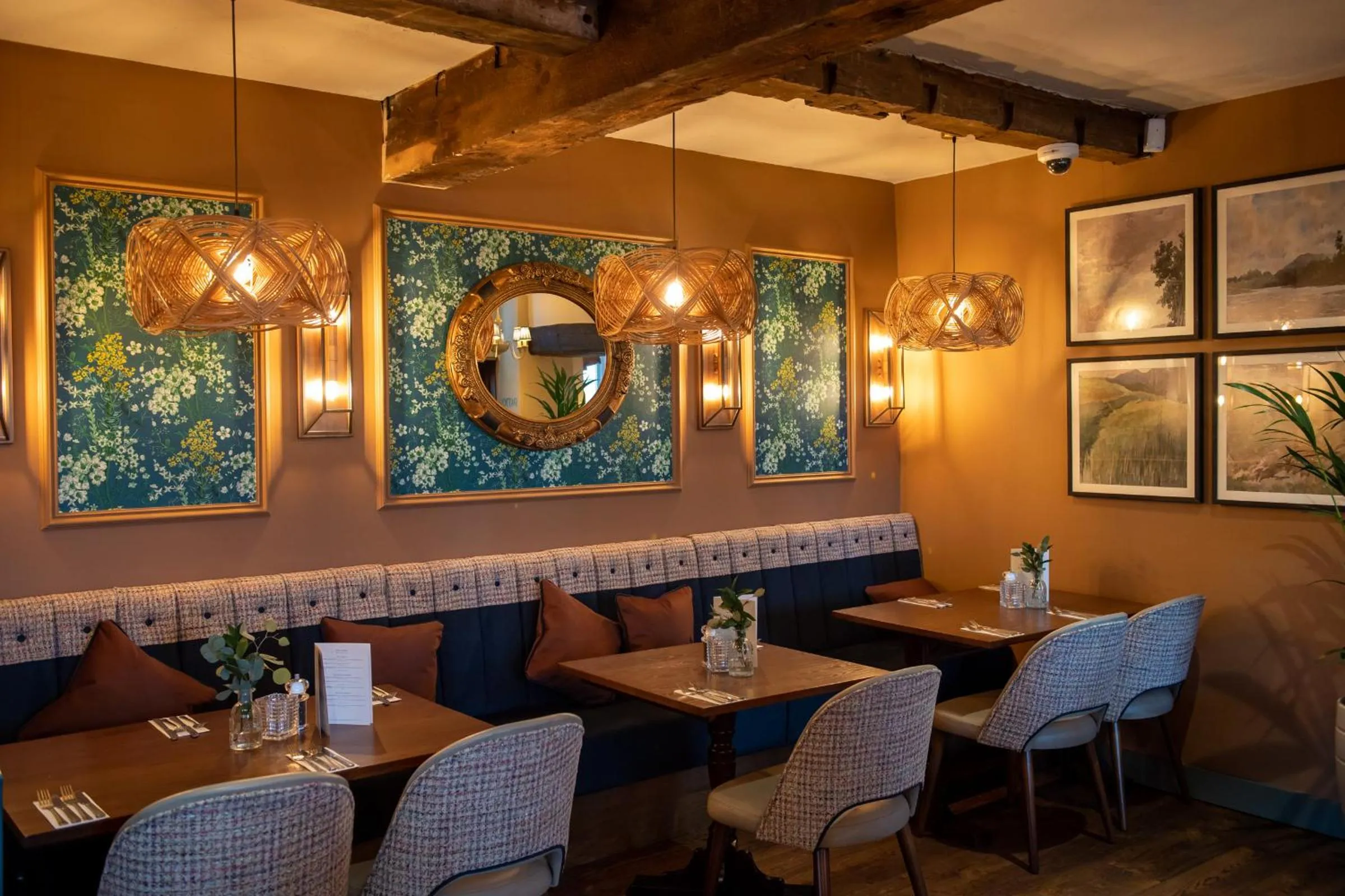 Restaurant/places to eat in The Red Lion Inn by Chef & Brewer Collection