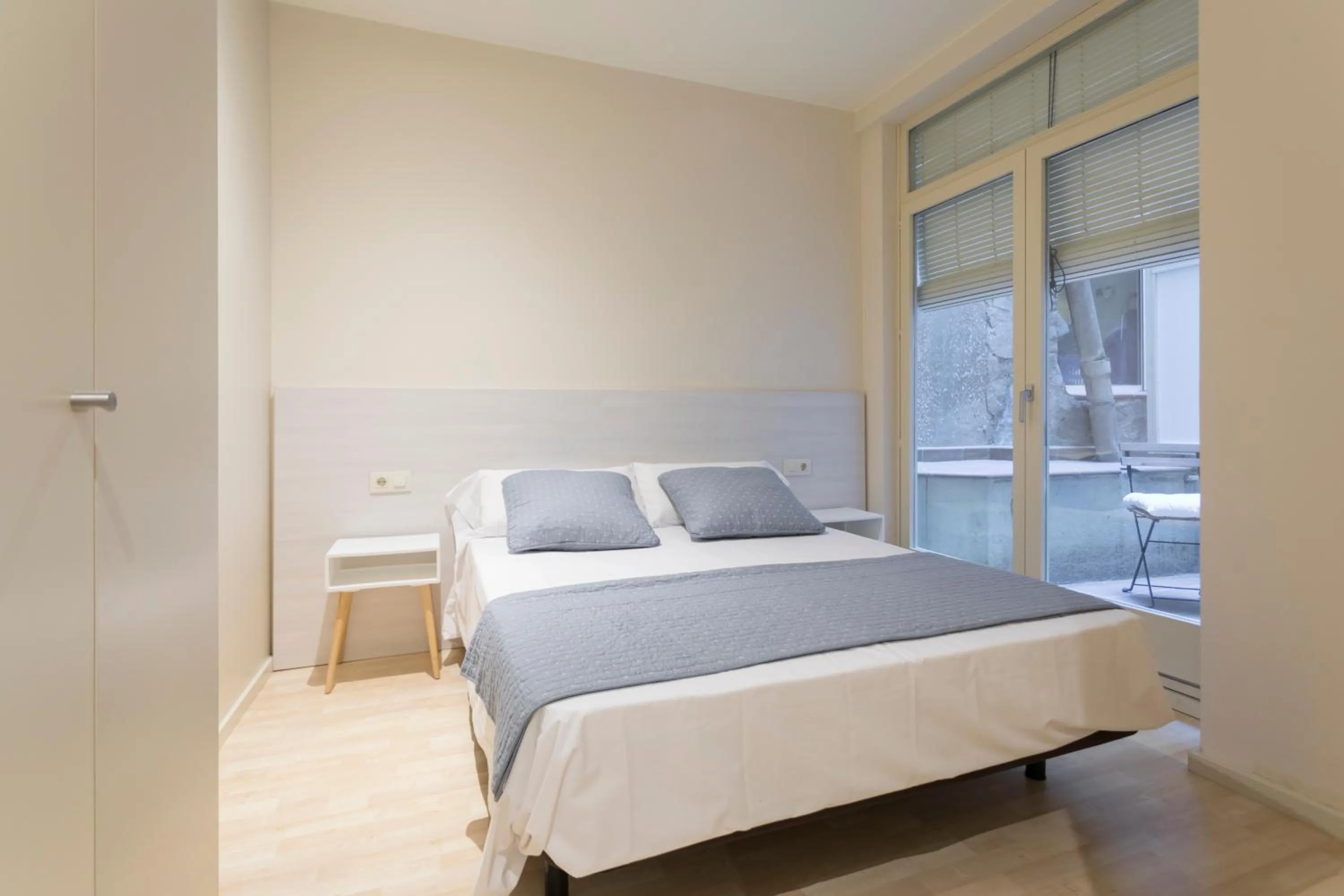 Bed in Bravissimo Cort Reial-1A