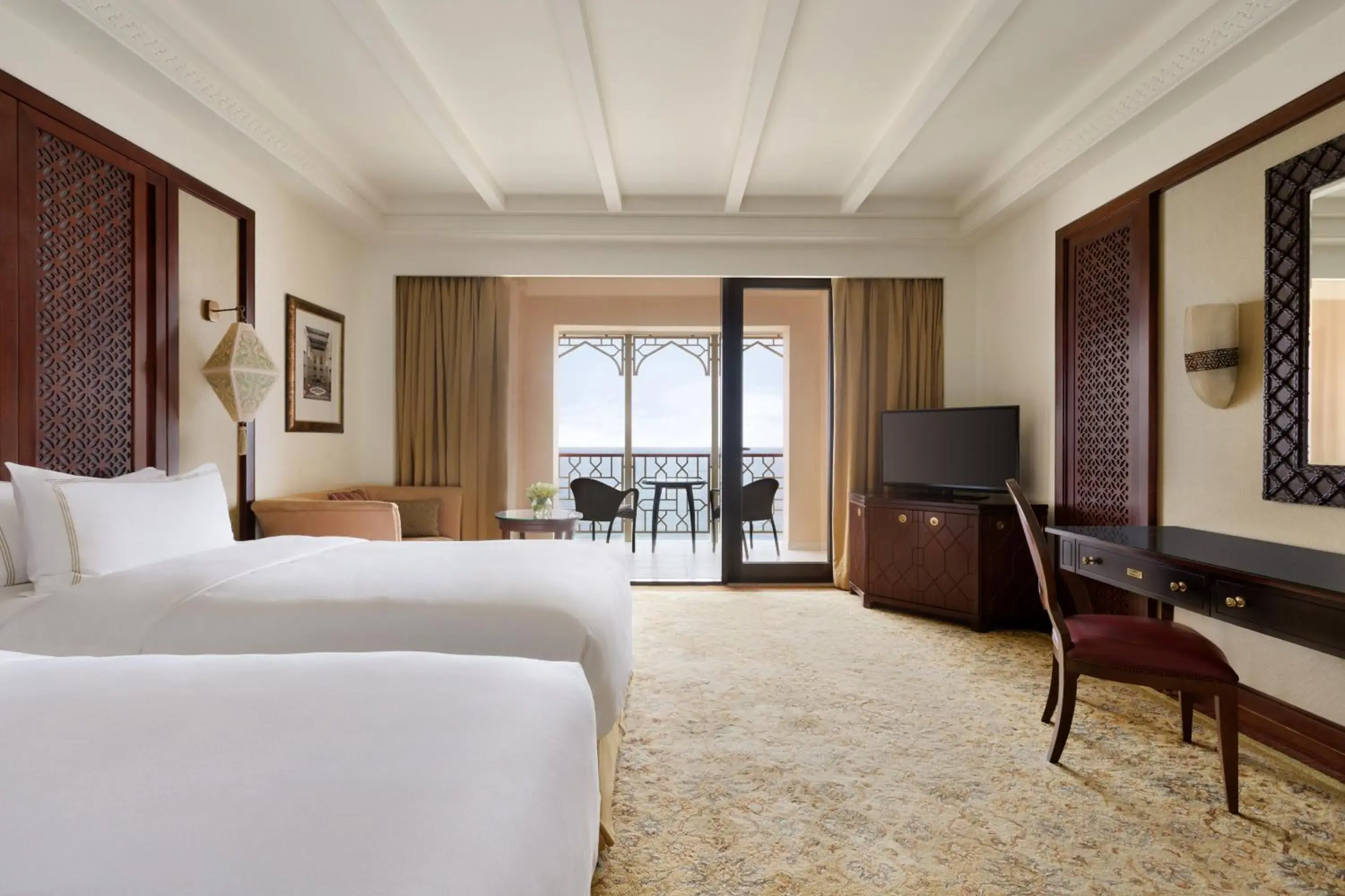 Deluxe Twin Room with Sea View in Shangri-La Al Husn, Muscat - Adults Only Resort Deluxe Twin Room with Sea View in Shangri-La Al Husn, Muscat - Adults Only Resort