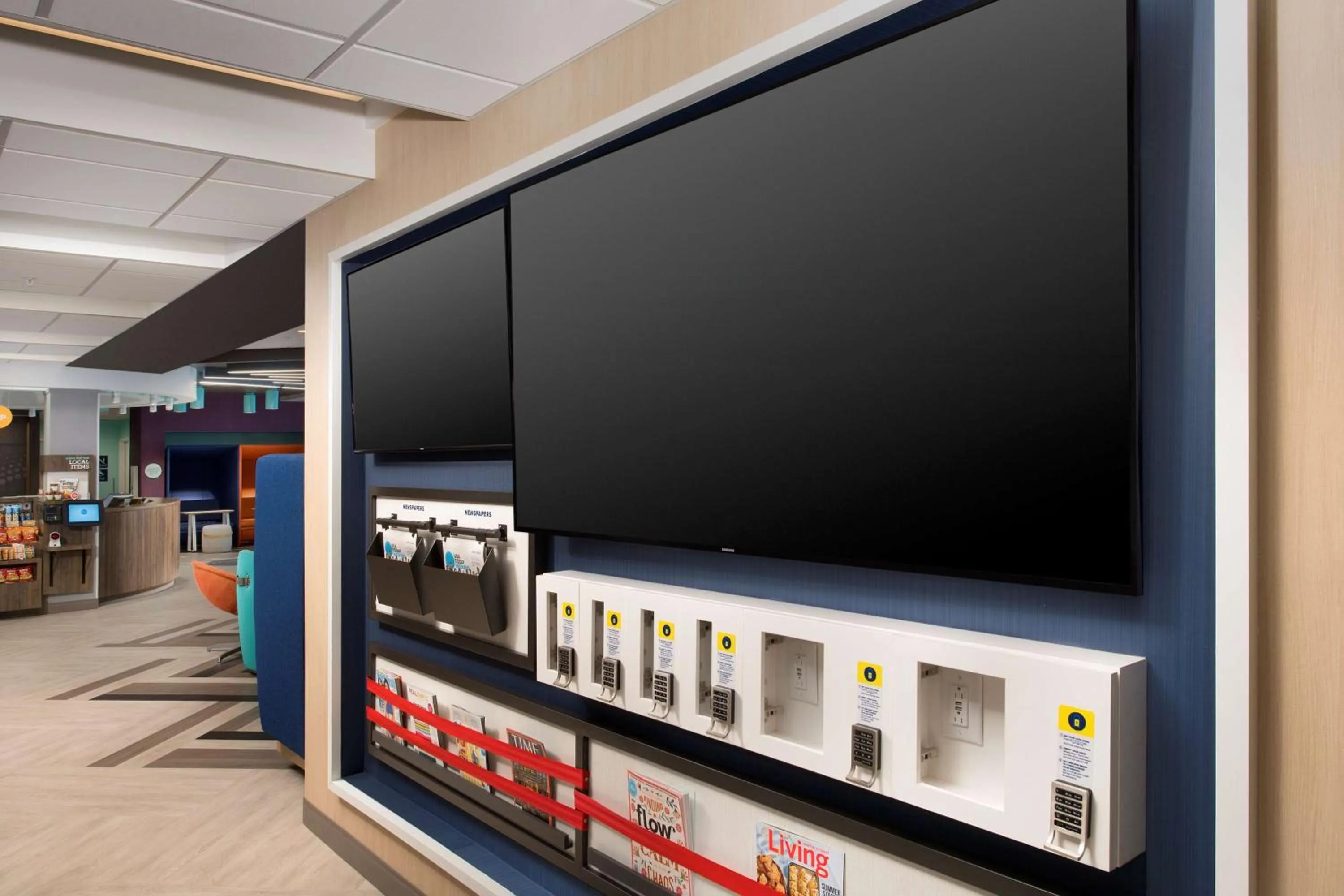 Lobby or reception in Tru By Hilton McDonough