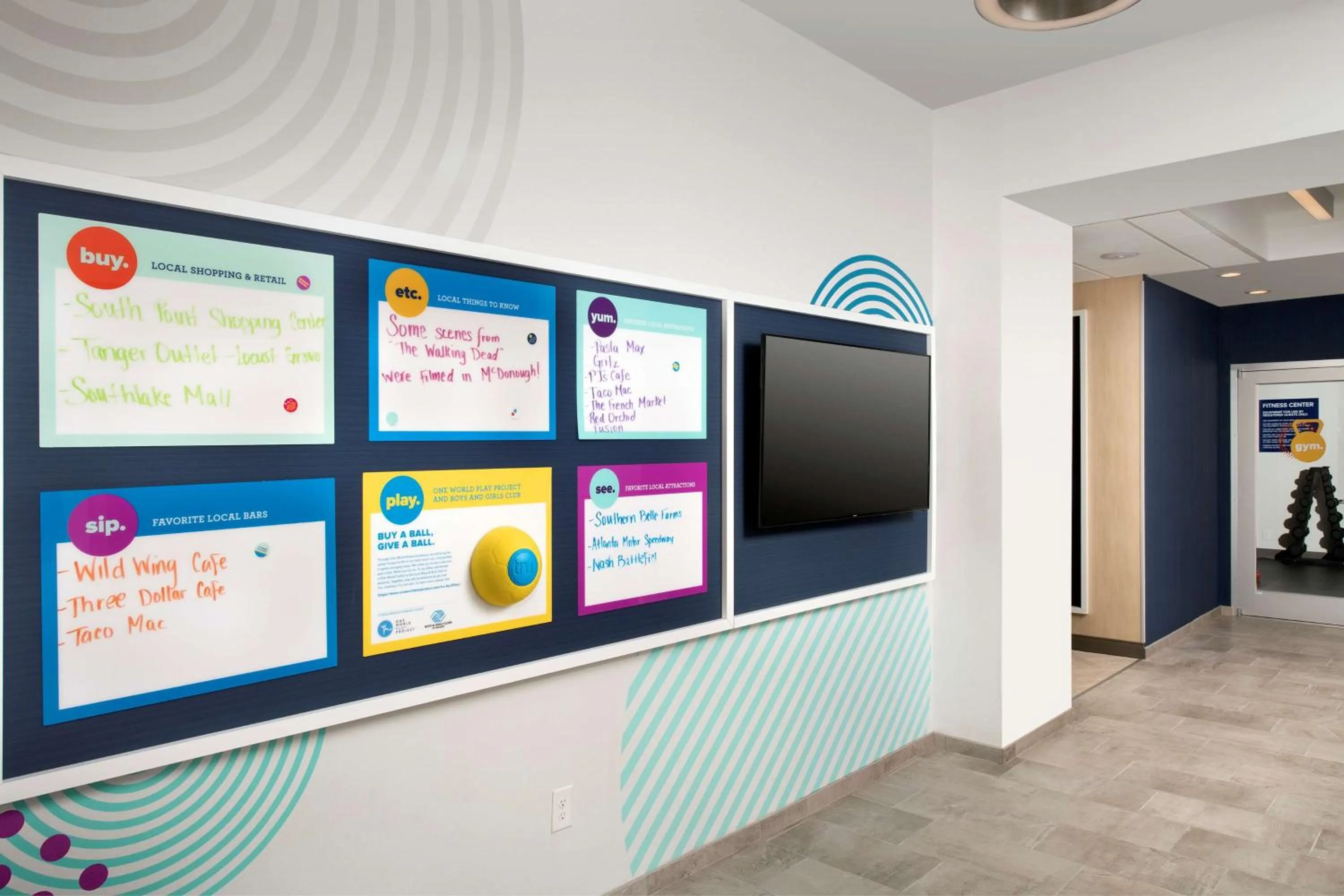 Lobby or reception in Tru By Hilton McDonough