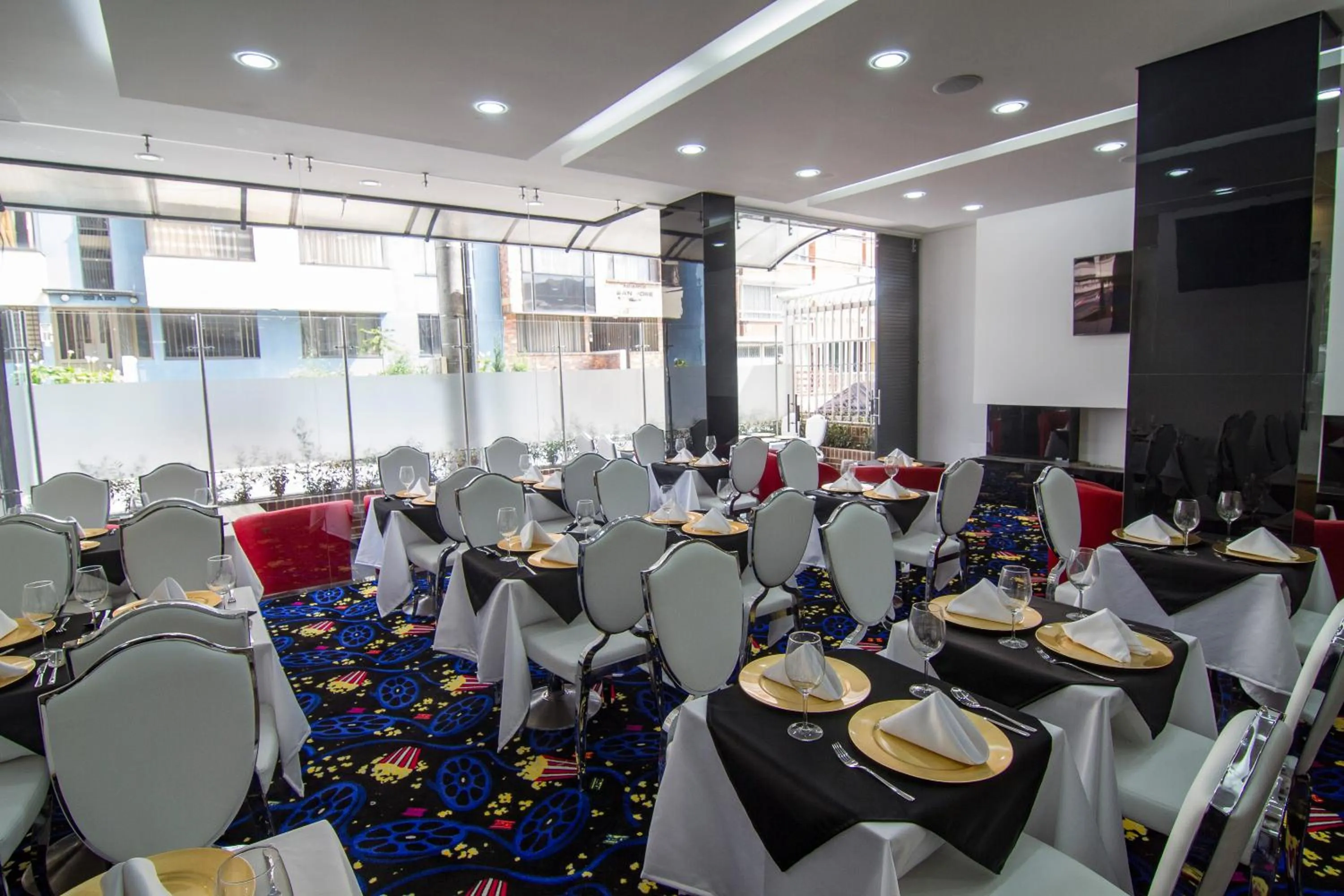 Restaurant/places to eat in De Película Hotel