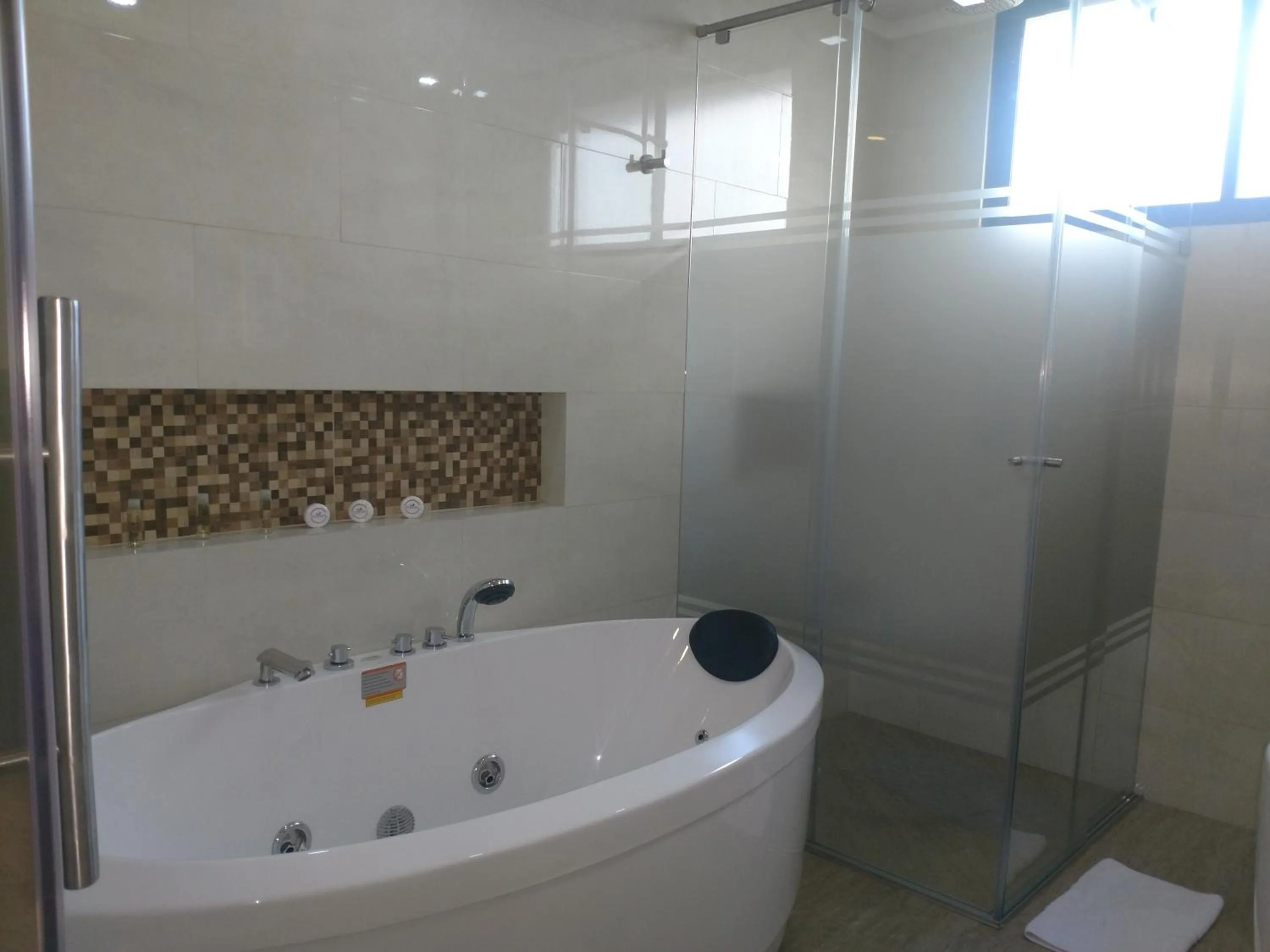 Shower in De Película Hotel