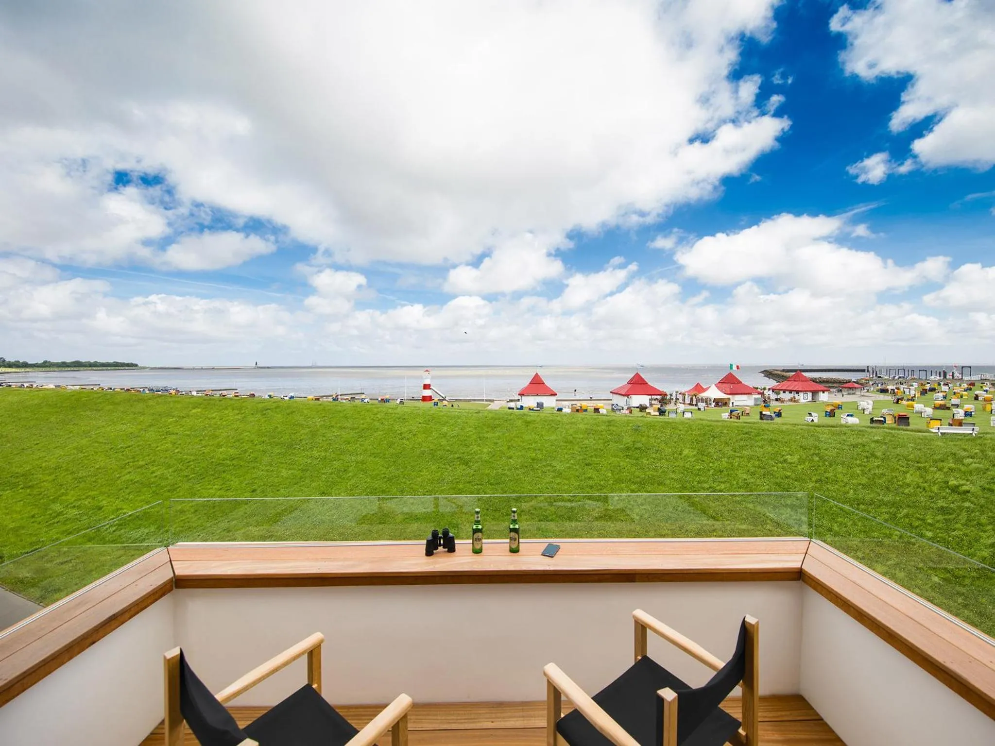 Lake view in Seaside Apartments Austernbank