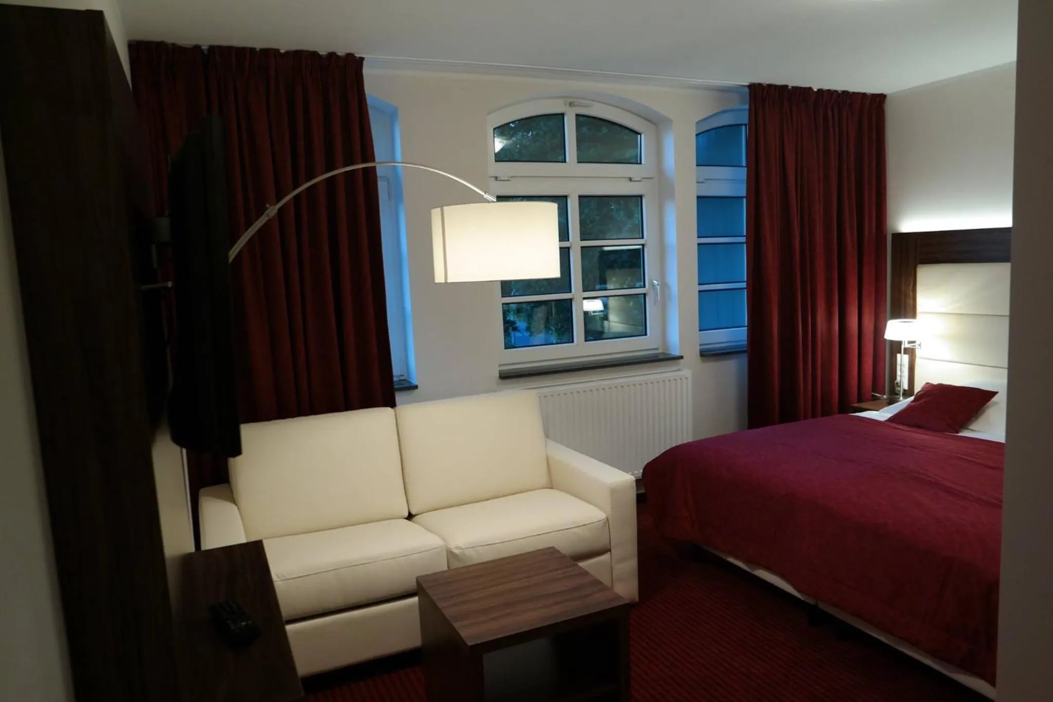 Decorative detail, Bed in Hotel Restaurant Zum Hollengrund