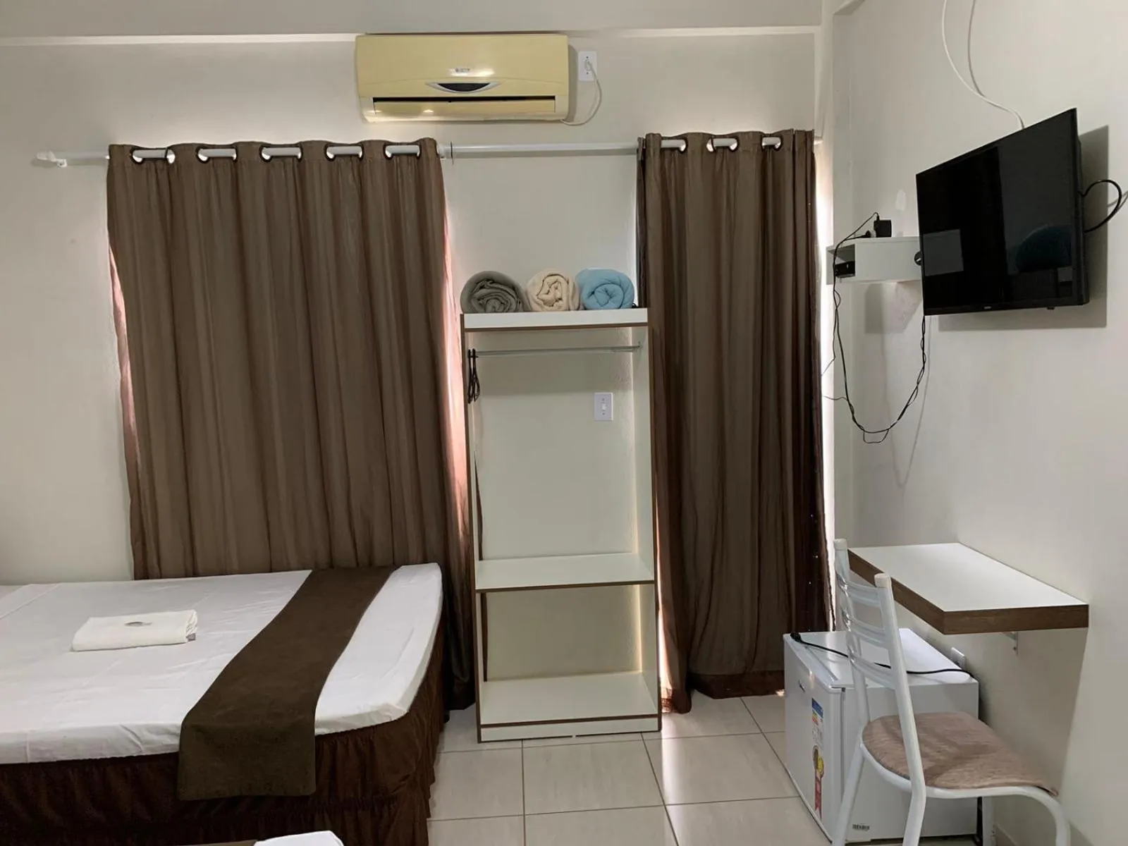 Photo of the whole room, Bed in Hotel Alelos - Ituaçu Bahia