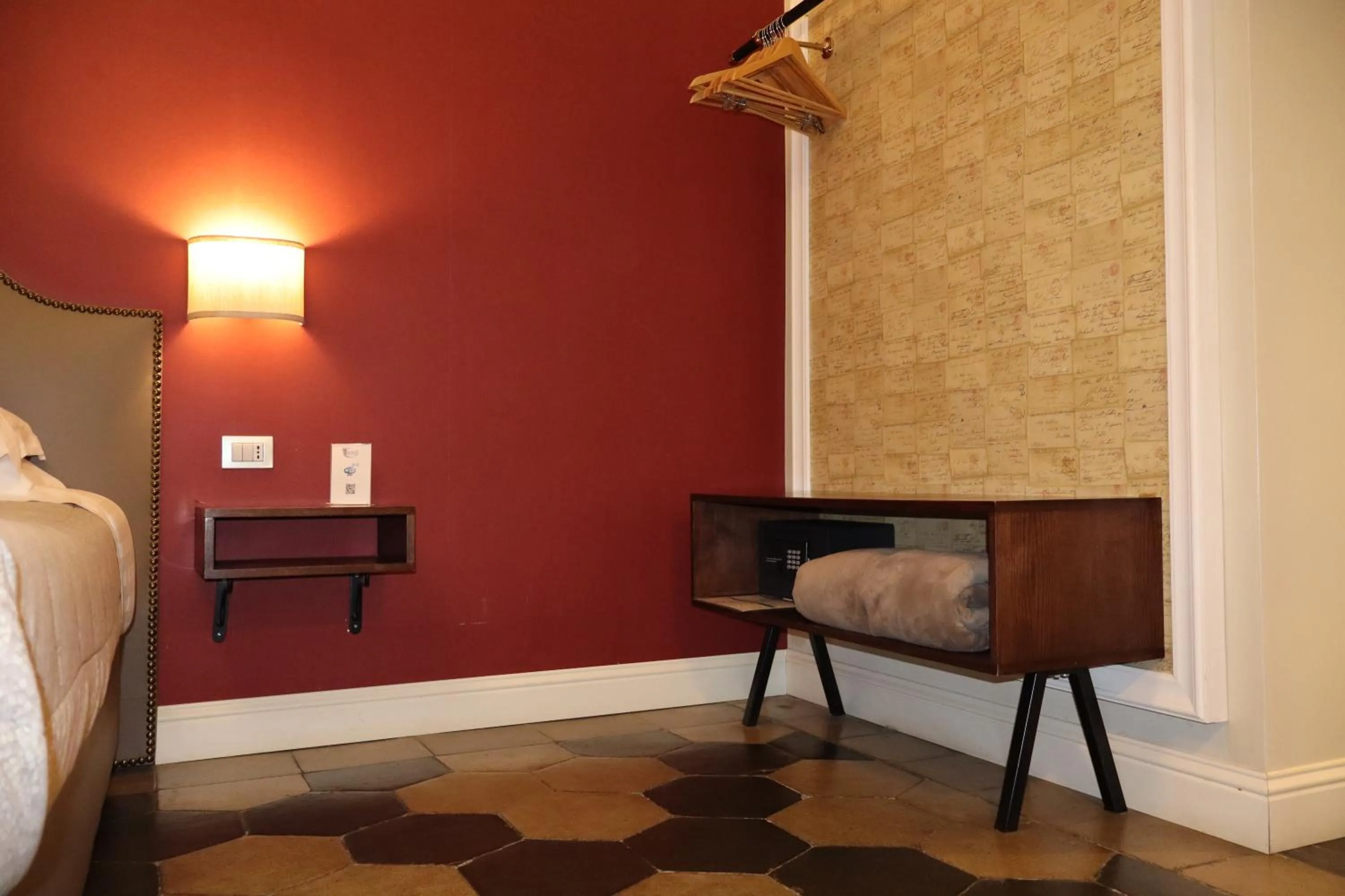 Photo of the whole room, Bed in Residenza Roma Imperiale