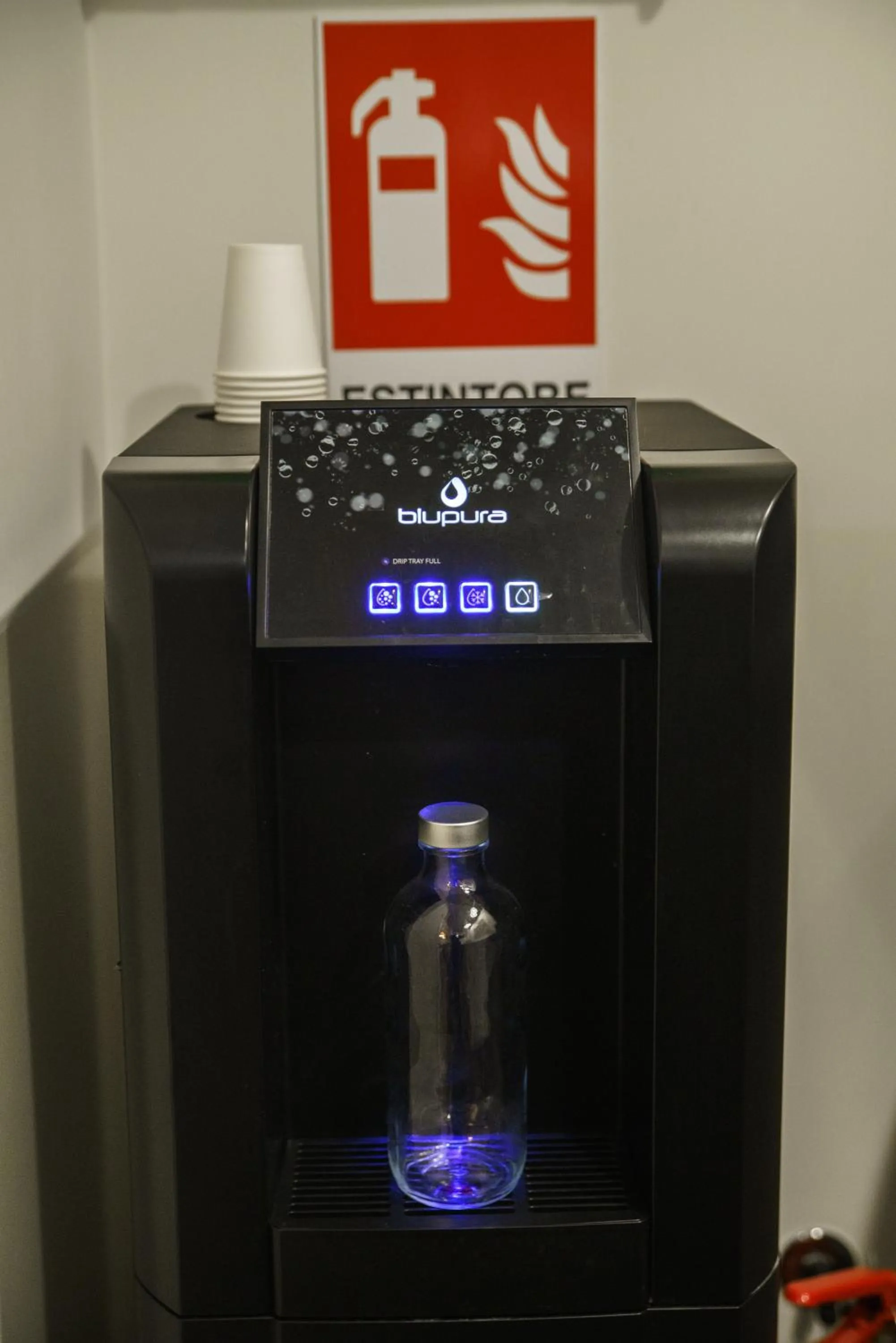 vending machine in Residenza Roma Imperiale