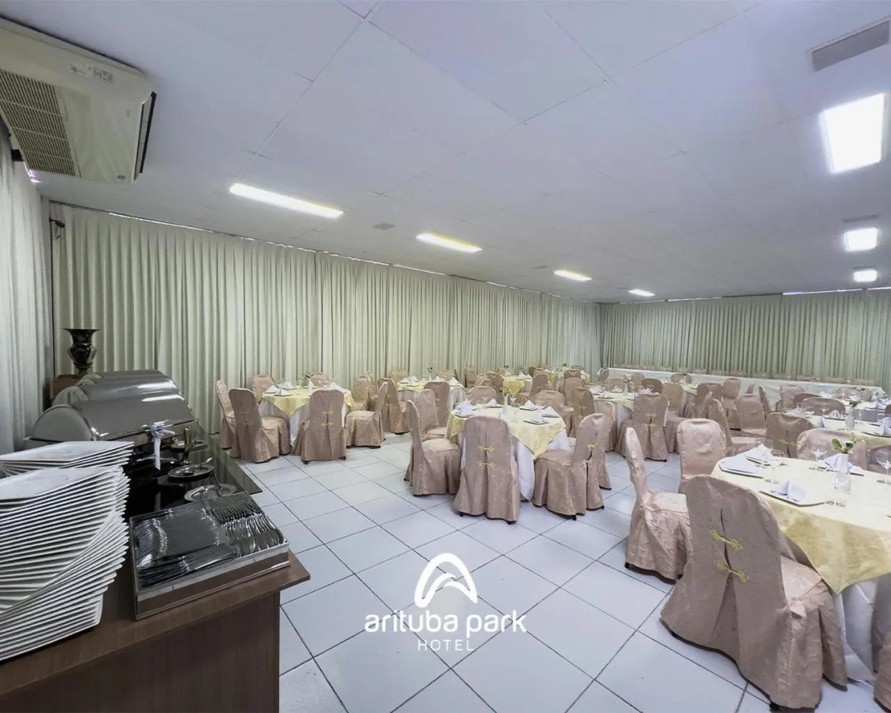 Property building in Arituba Park Hotel