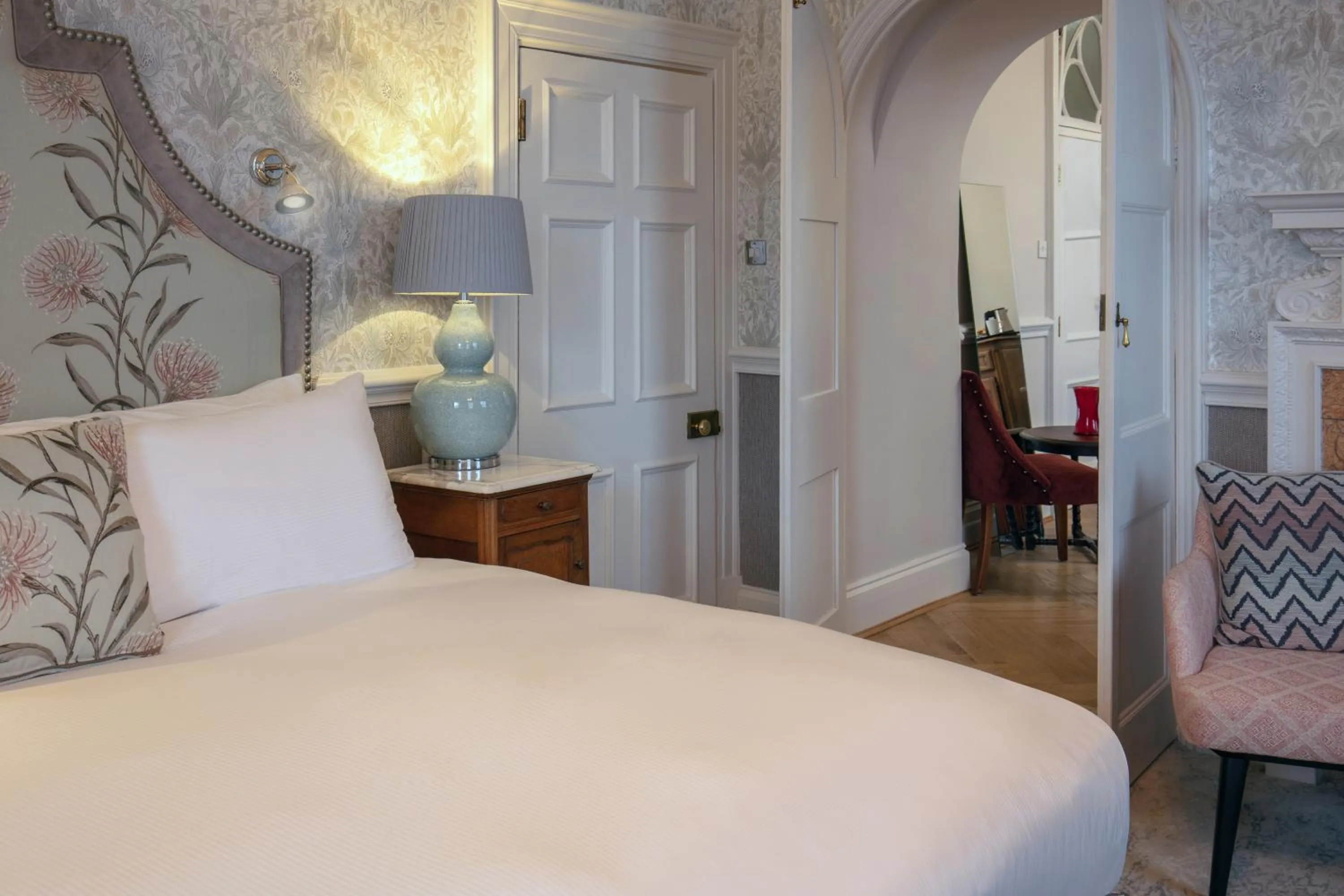 Bed in Norton Park Hotel, Spa & Manor House - Winchester