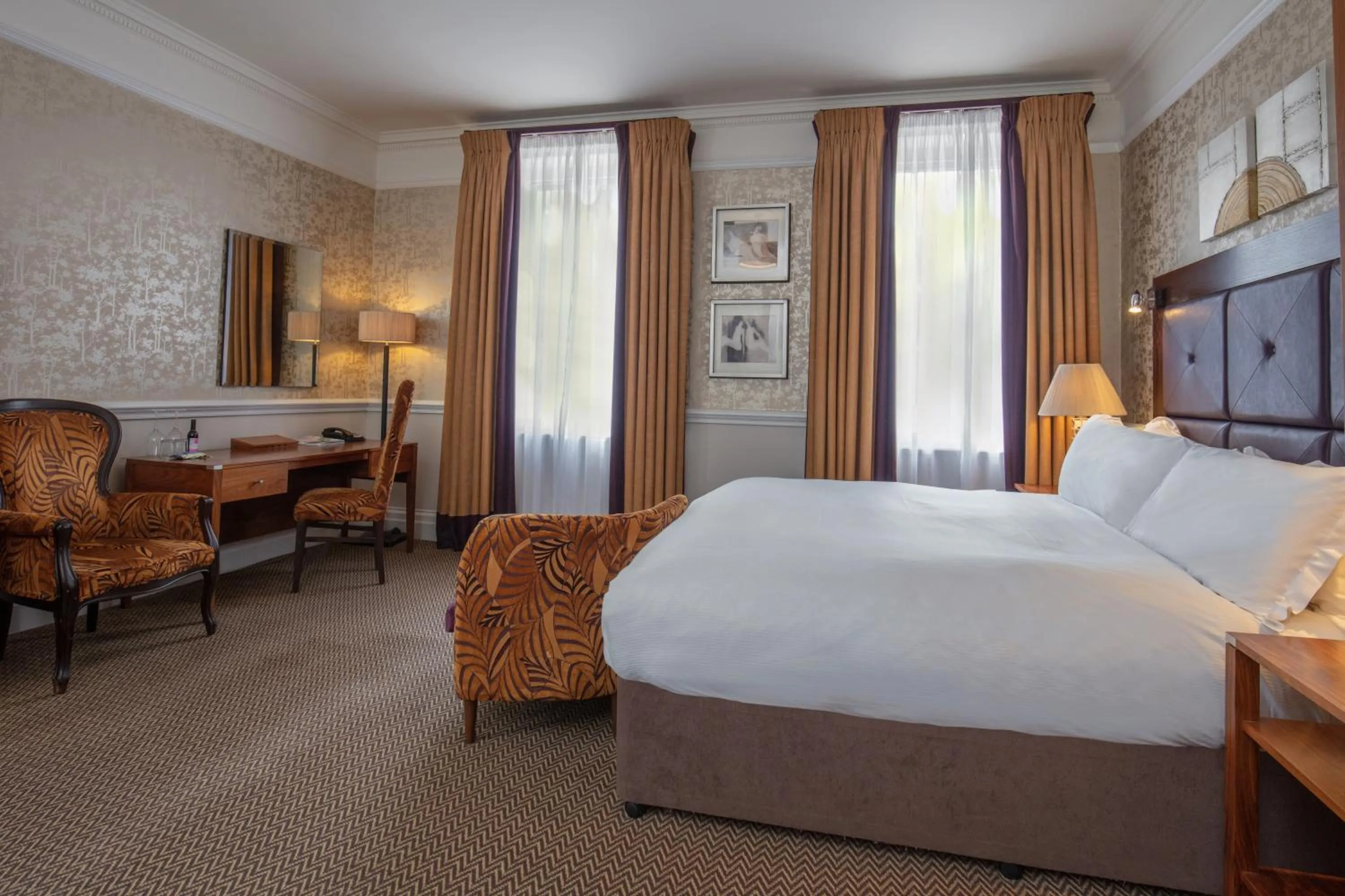 Bed in Norton Park Hotel, Spa & Manor House - Winchester