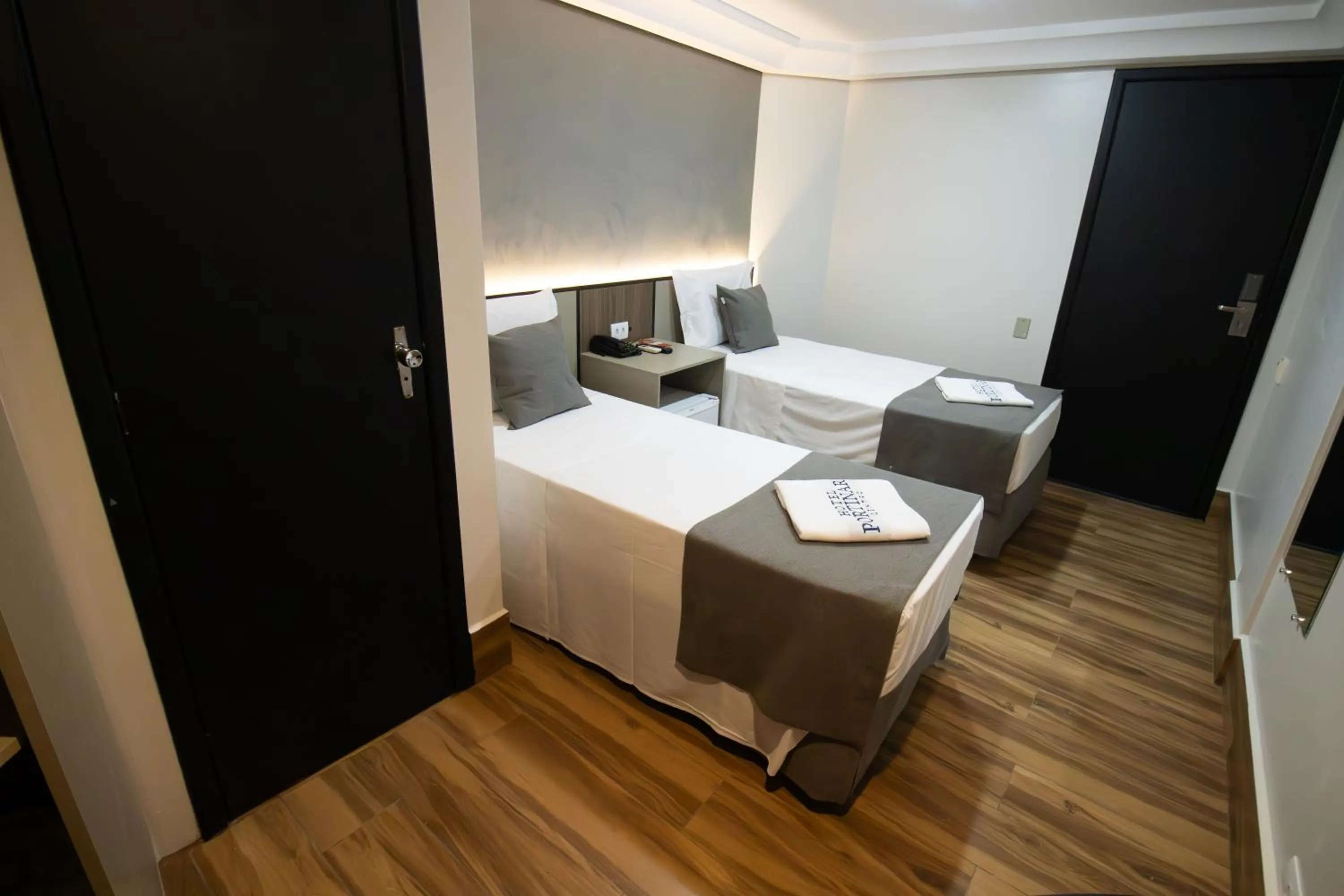 Photo of the whole room, Bed in Hotel Portinari Centro