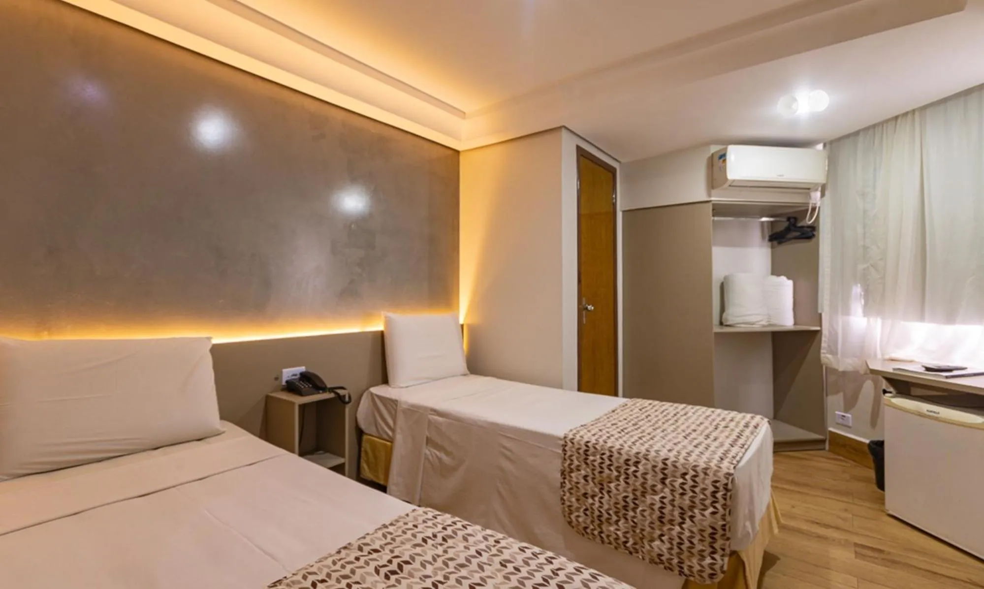 Standard Twin Room - single occupancy in Hotel Portinari Centro