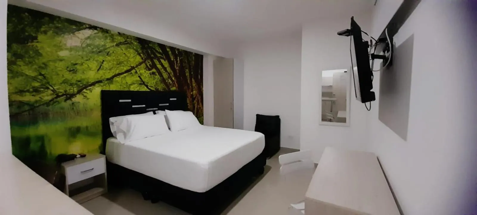 Bed in Hotel Granada Loft