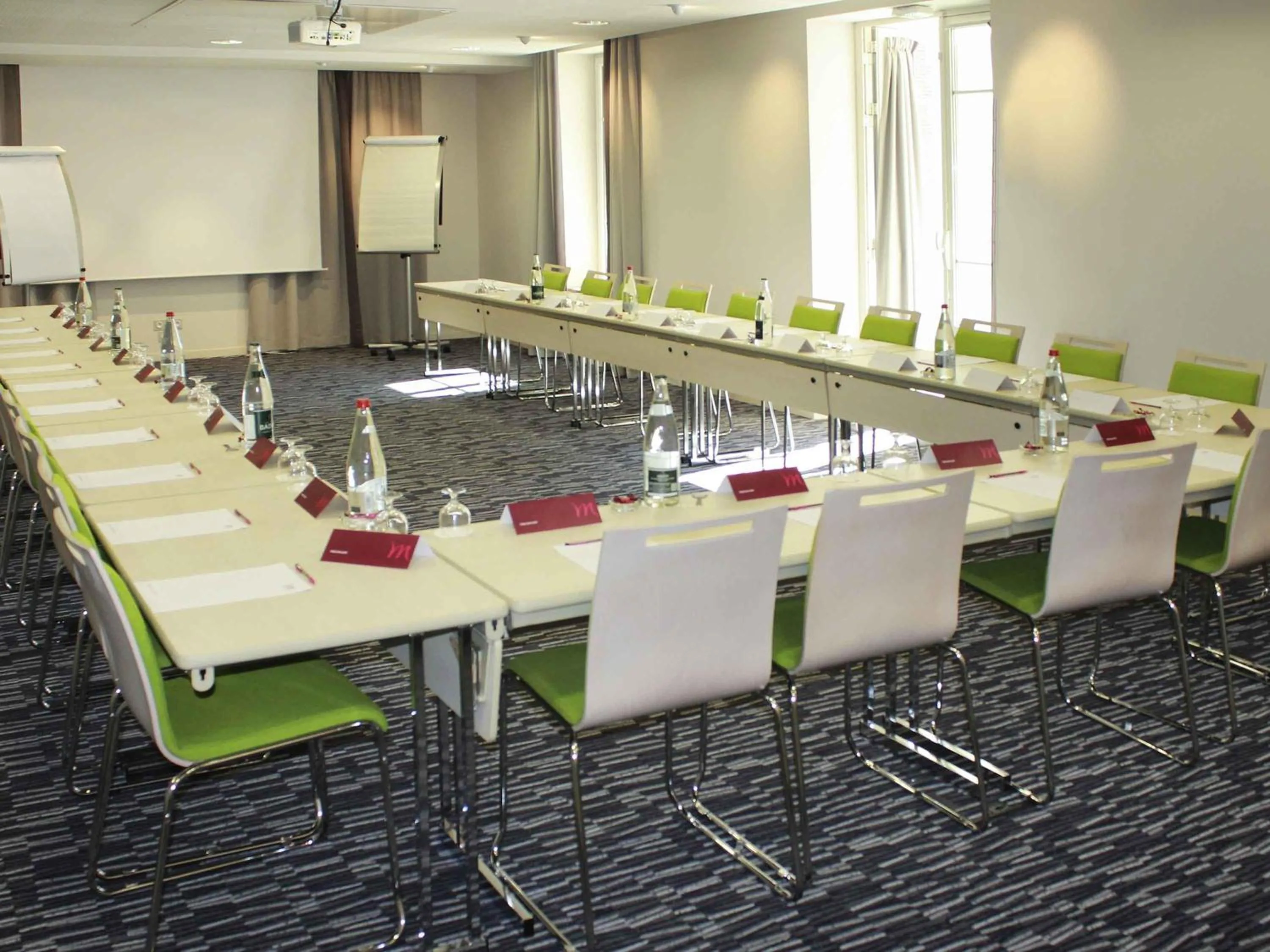 Meeting/conference room in Mercure Granville Le Grand Large