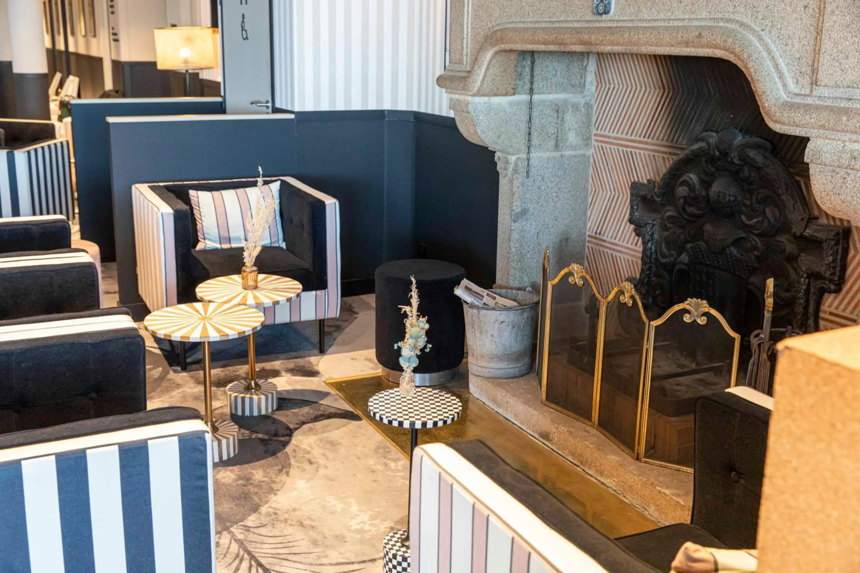 Lobby or reception in Mercure Granville Le Grand Large