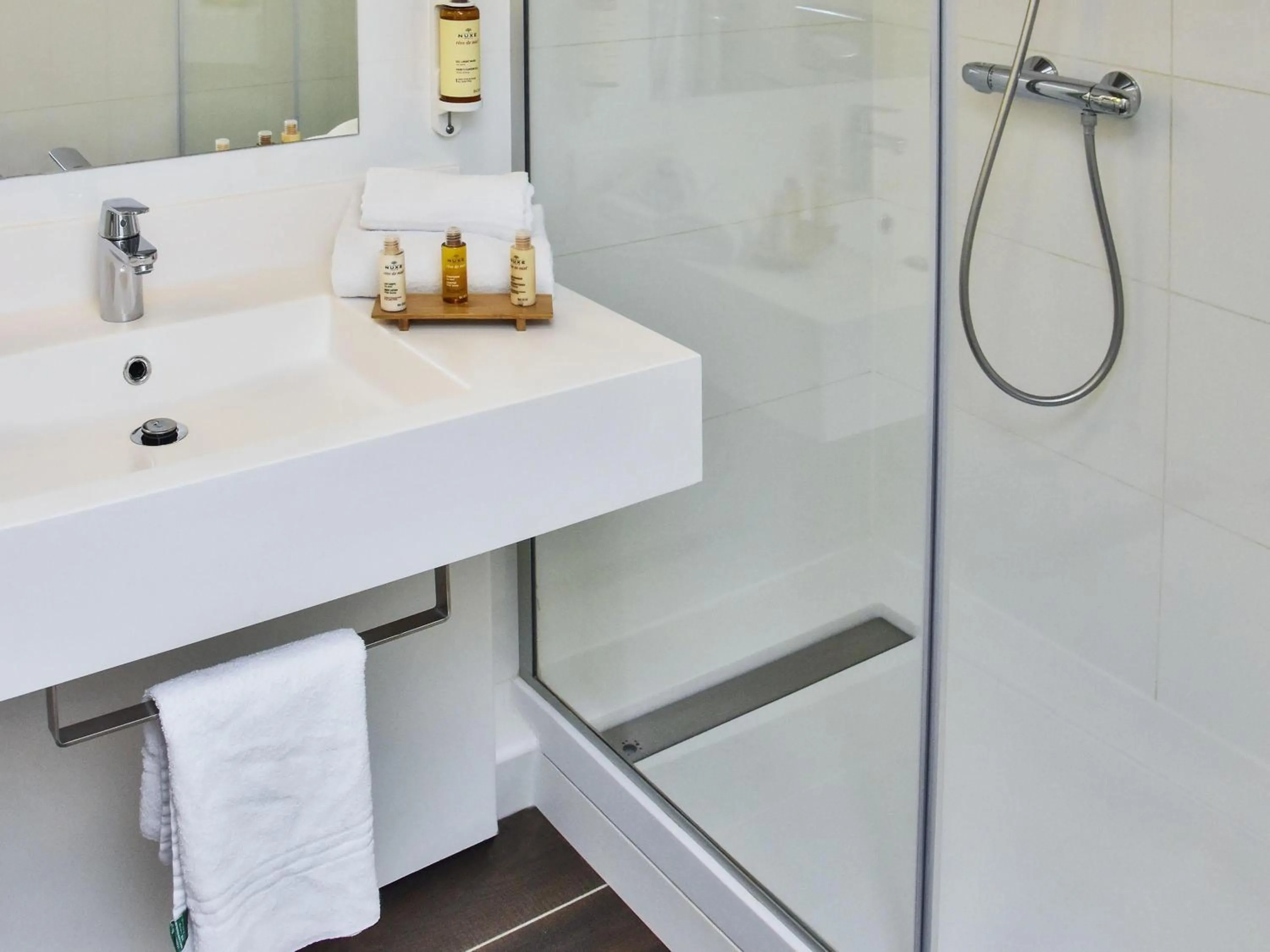 Bedroom in Mercure Granville Le Grand Large