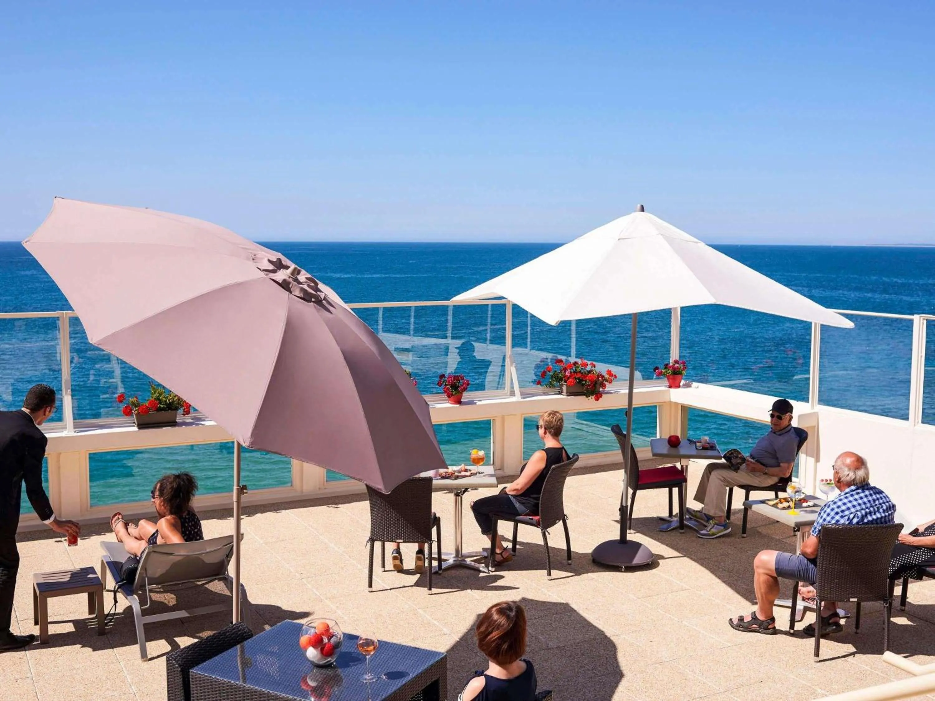 Property building in Mercure Granville Le Grand Large